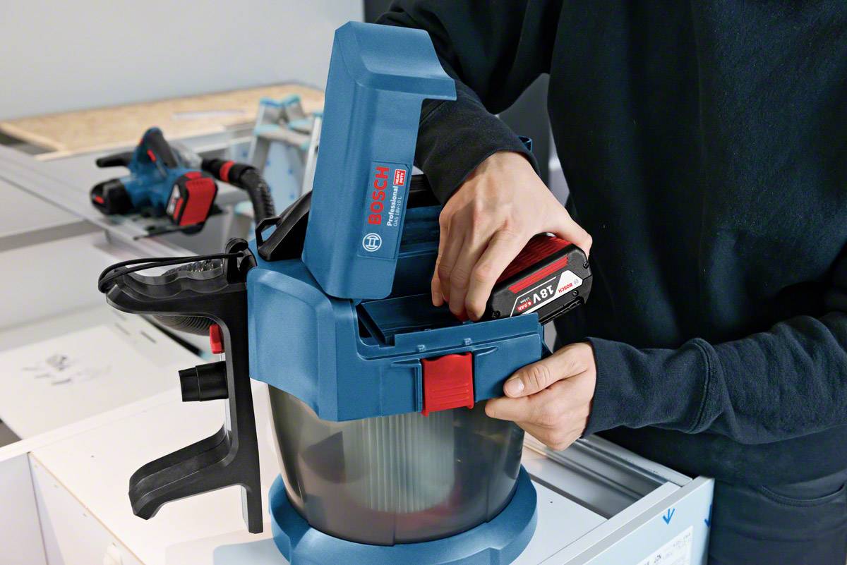 Bosch Professional GAS 18V-10L 06019C6302 Nass-/Trockensauger 10l ohne Akku, Staubklasse L zertifiziert