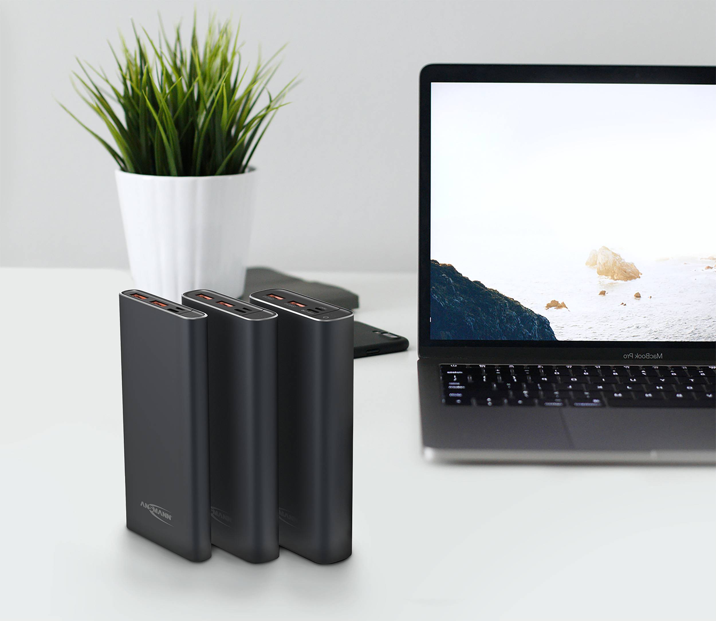 Ansmann 15Ah PD Powerbank 15000 mAh Power Delivery, Quick Charge 3.0 LiPo  Schwarz Statusanzeige