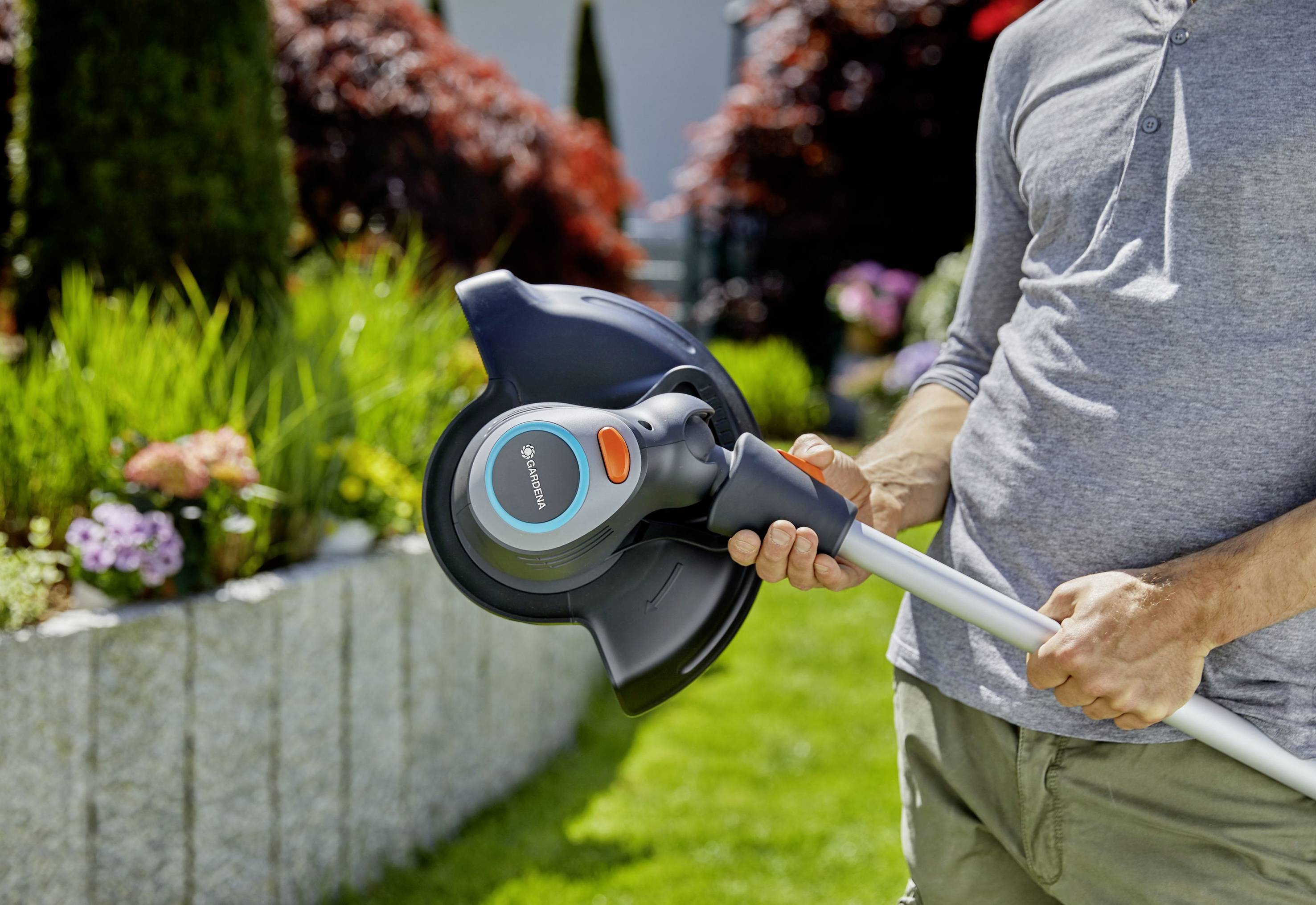 GARDENA PowerCut 650/28 Rasentrimmer Schnittbreite (max.): 28cm