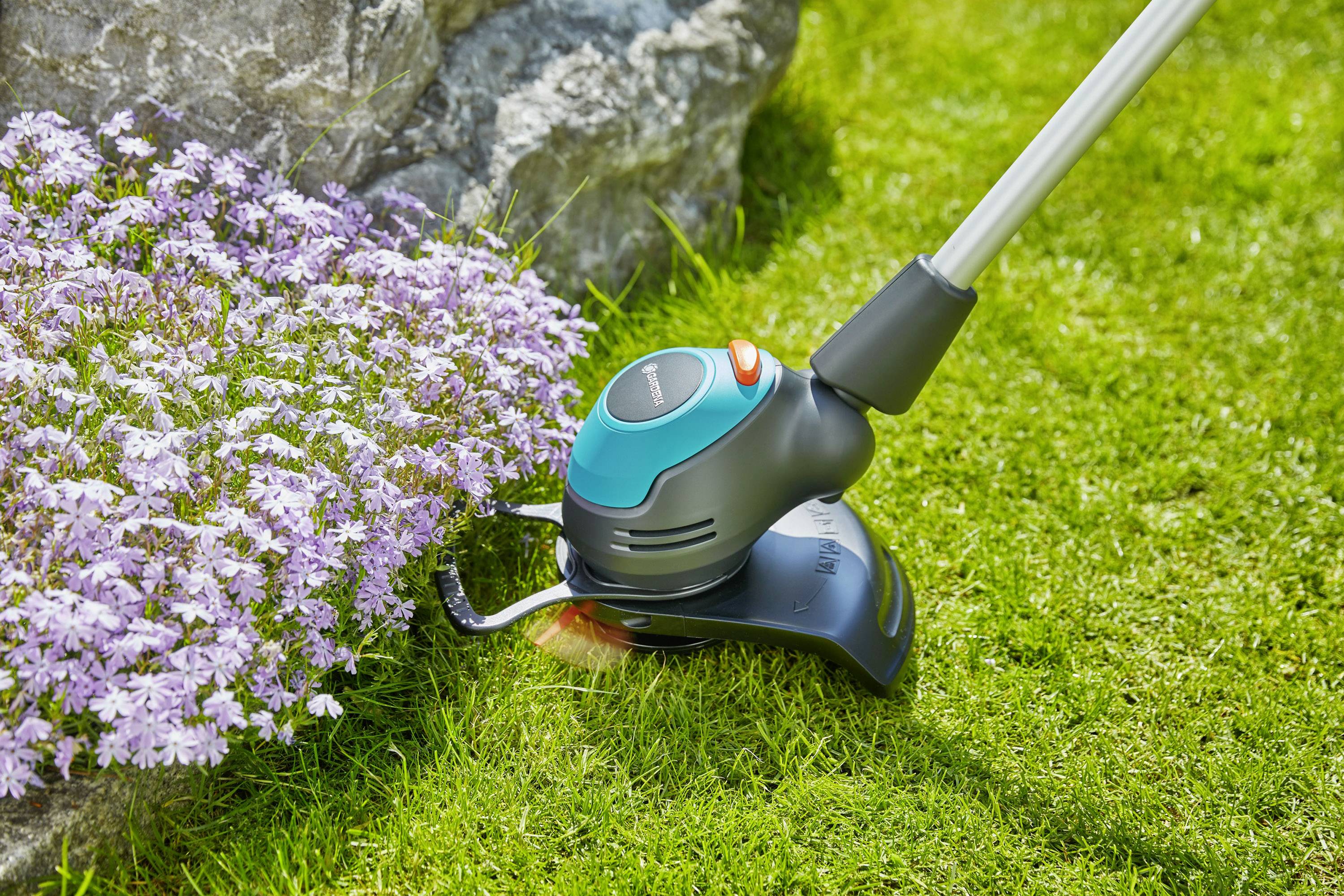 GARDENA EasyCut Li-18/23 Solo Akku Rasentrimmer ohne Akku Schnittbreite (max.): 23cm