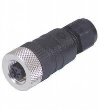 Ein schwarzer, zylindrischer Steckverbinder mit einer silbernen, texturierten Metallfassung an einem Ende, zum Anschluss von Kabeln.