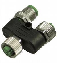 Ein schwarzer, T-förmiger pneumatischer Verbinder mit drei metallischen Schraubverschlüssen und grünen Dichtungen an den Enden.