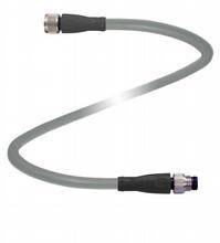 Graues Kabel mit schwarzen Enden, in einer S-Form gebogen, auf weißem Hintergrund.
