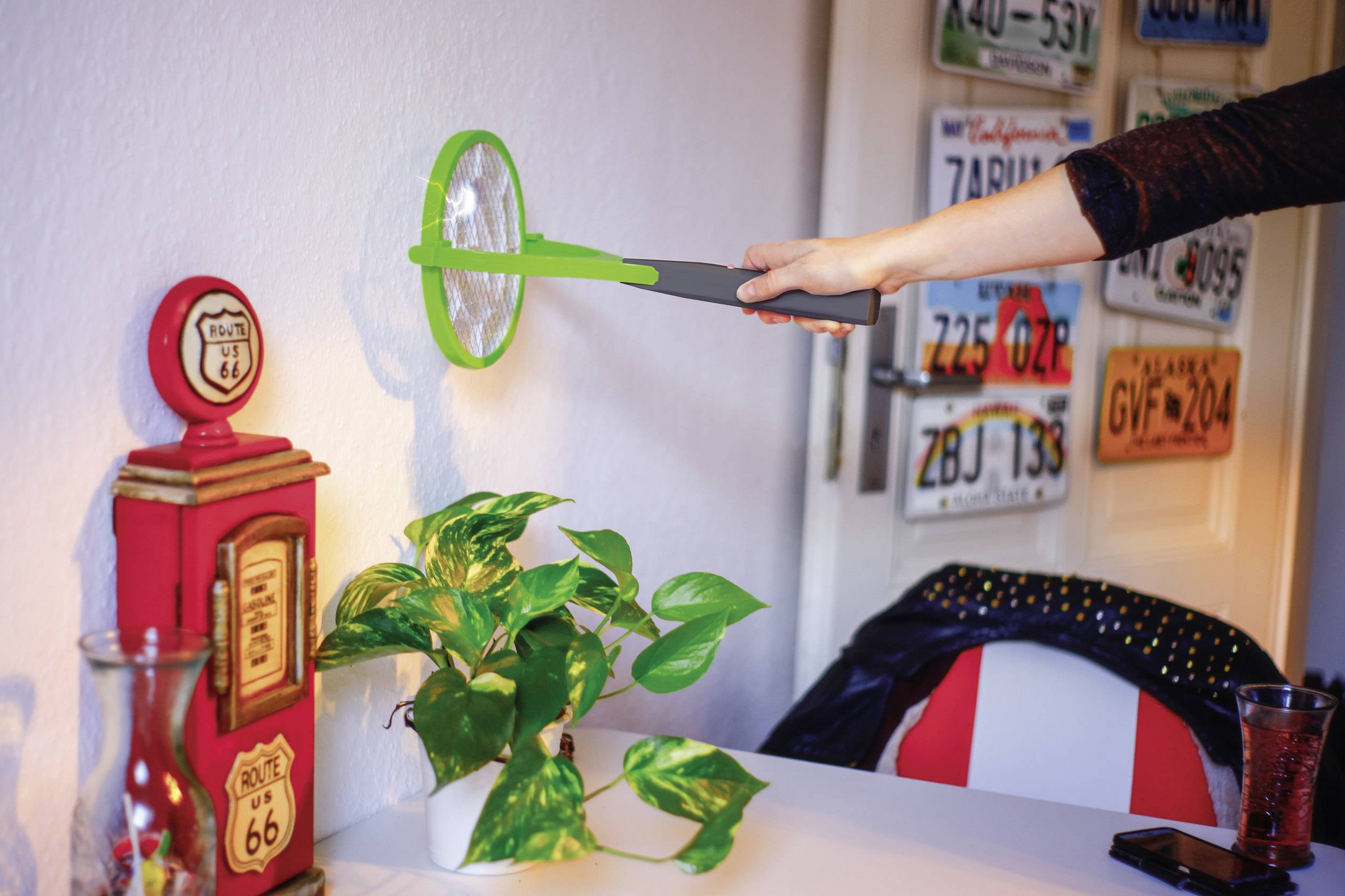 Gardigo Fly Swatter 90° Bzzz 25164 Fliegenklatsche Stromgitter (L x B x H) 445 x 228 x 28mm Schwarz, Grün 1St.