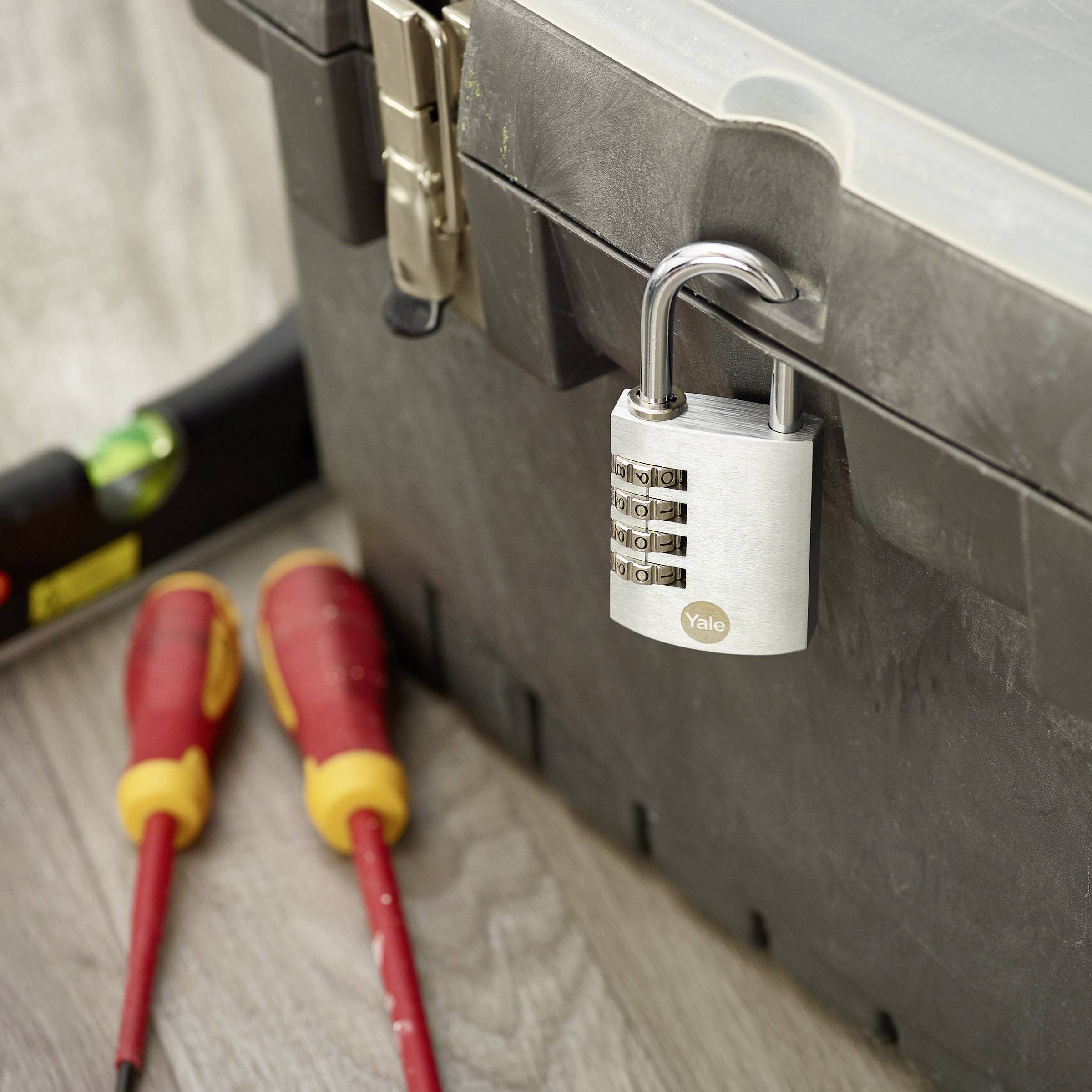 YALE Y151B/40/130/1 Vorhängeschloss 40mm Silber Zahlenschloss