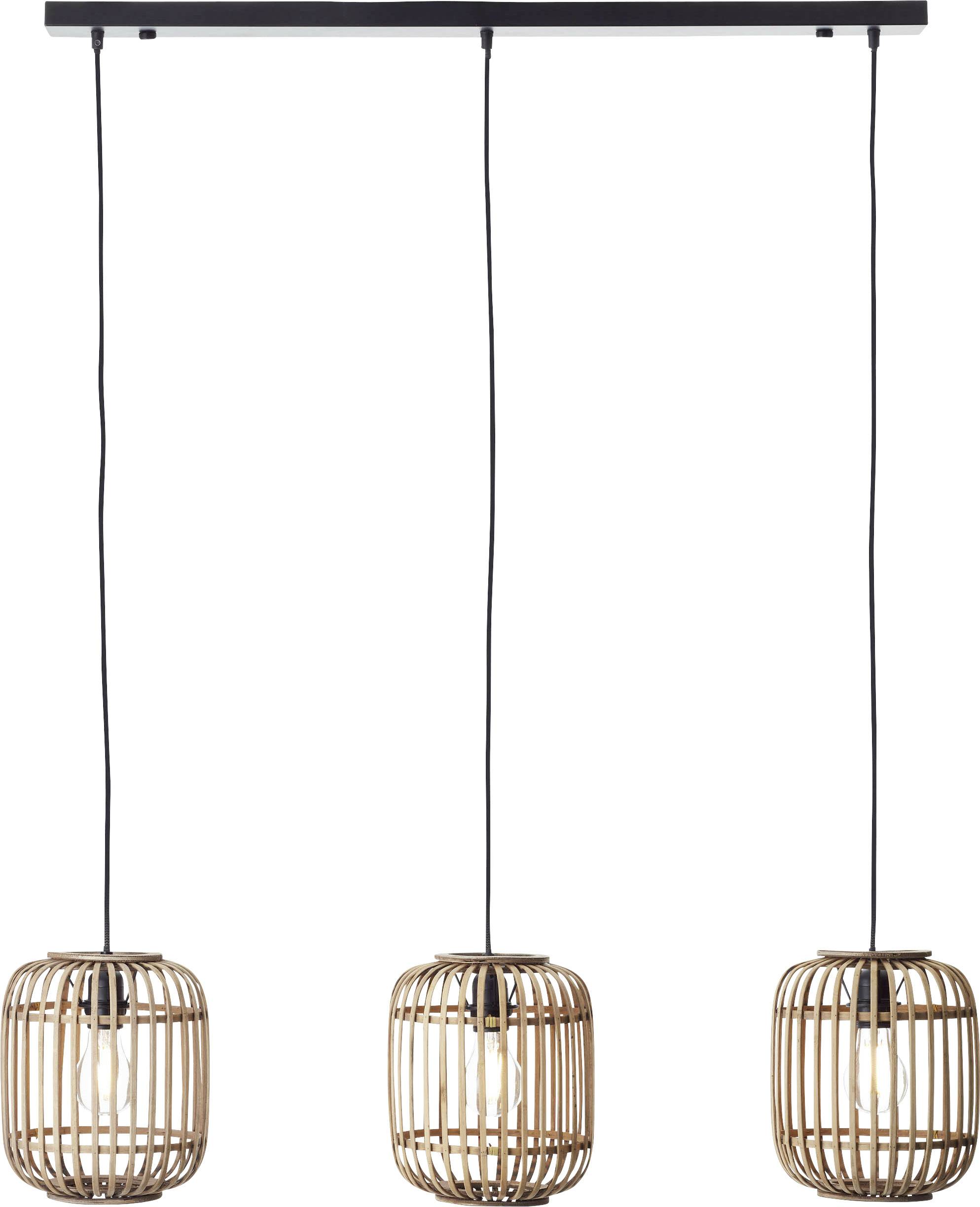 Drei hängende, rattanartige Lampen mit schwarzen Kabeln an rechteckiger Befestigung, modern und stilvoll gestaltet.