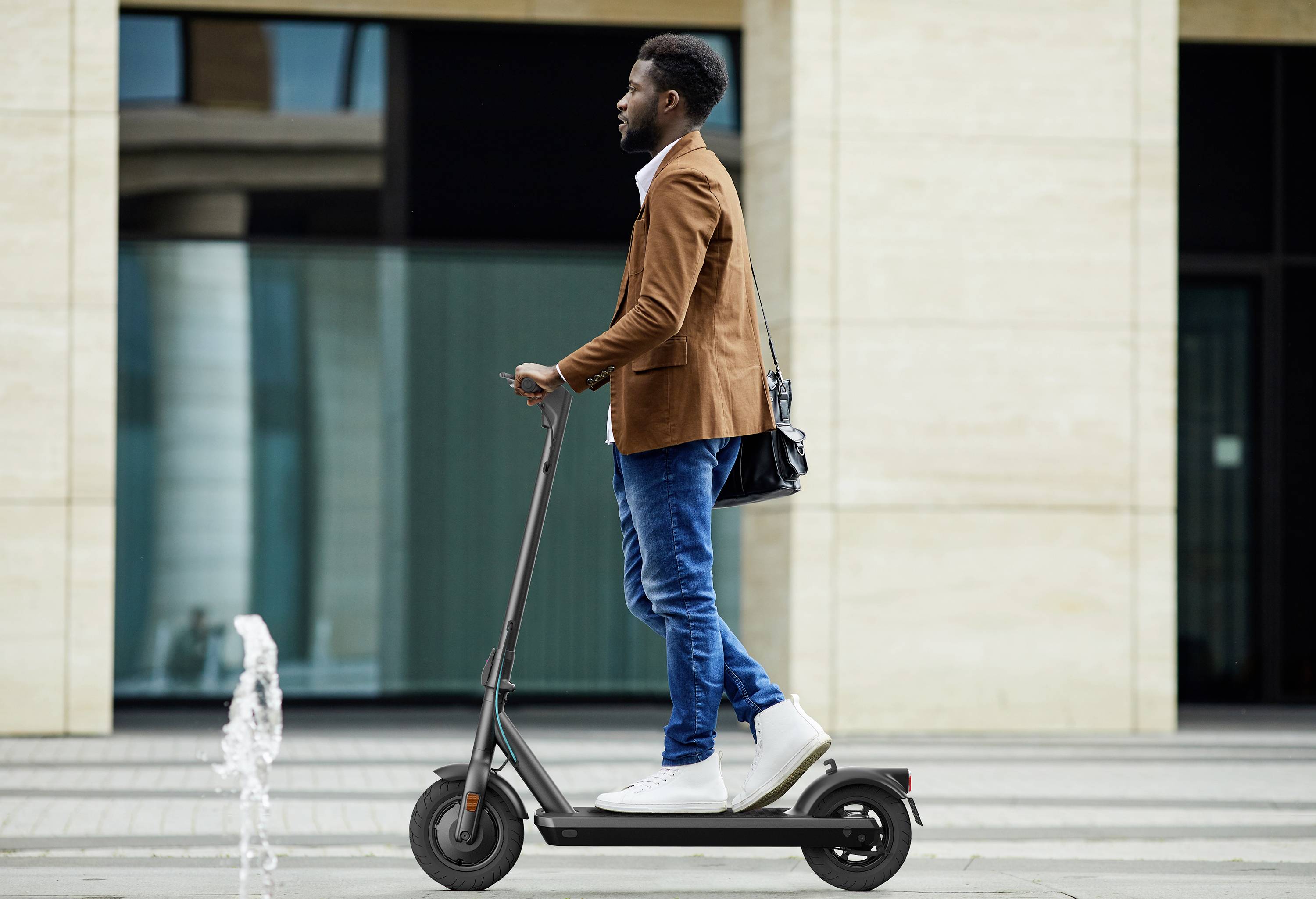 Odys alpha X10 E-Scooter Schwarz Li-Ion 36 V 7.8 Ah Straßenzulassung: Deutschland