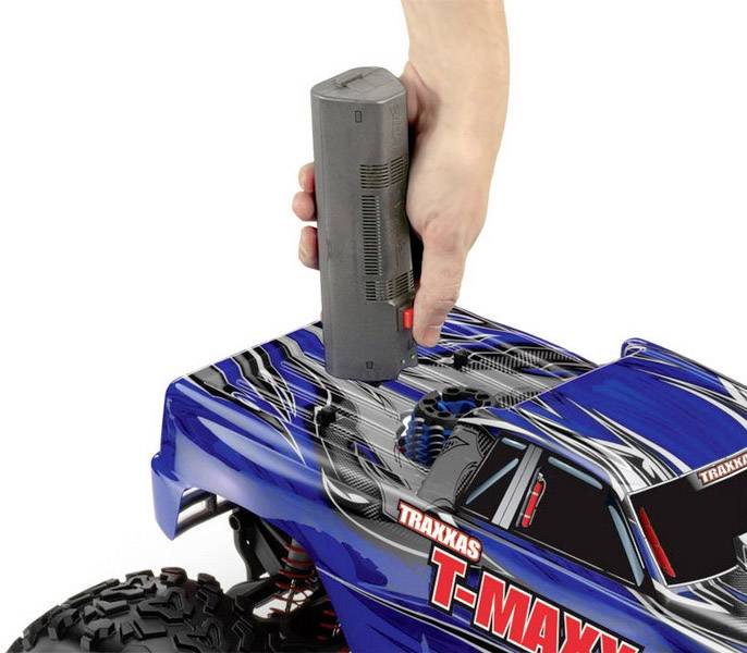 Traxxas T-Maxx 3.3 1:10 Fahrzeug Nitro Monstertruck Allradantrieb (4WD) RtR 2,4GHz Inkl. Akku und Ladegerät