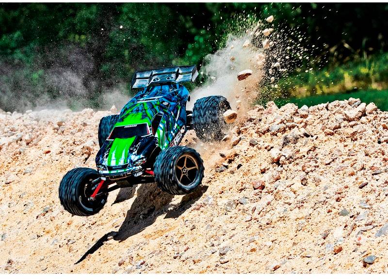 Traxxas E-Revo 4x4 Grün Brushed 1:16 RC Modellauto Elektro Monstertruck Allradantrieb (4WD) RtR 2,4GHz
