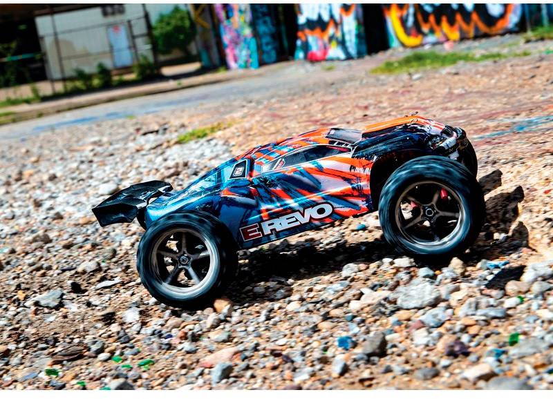 Traxxas E-Revo 4x4 Orange Brushed 1:16 RC Modellauto Elektro Monstertruck Allradantrieb (4WD) RtR 2,4GHz