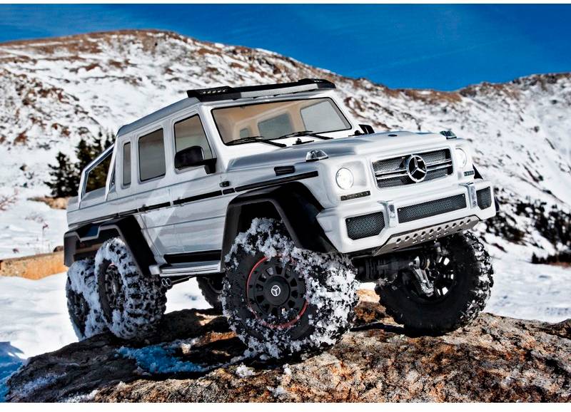 Traxxas Mercedes AMG G63 6x6 Brushed 1:10 RC Modellauto Elektro Crawler Allradantrieb (6WD) RtR 2,4GHz
