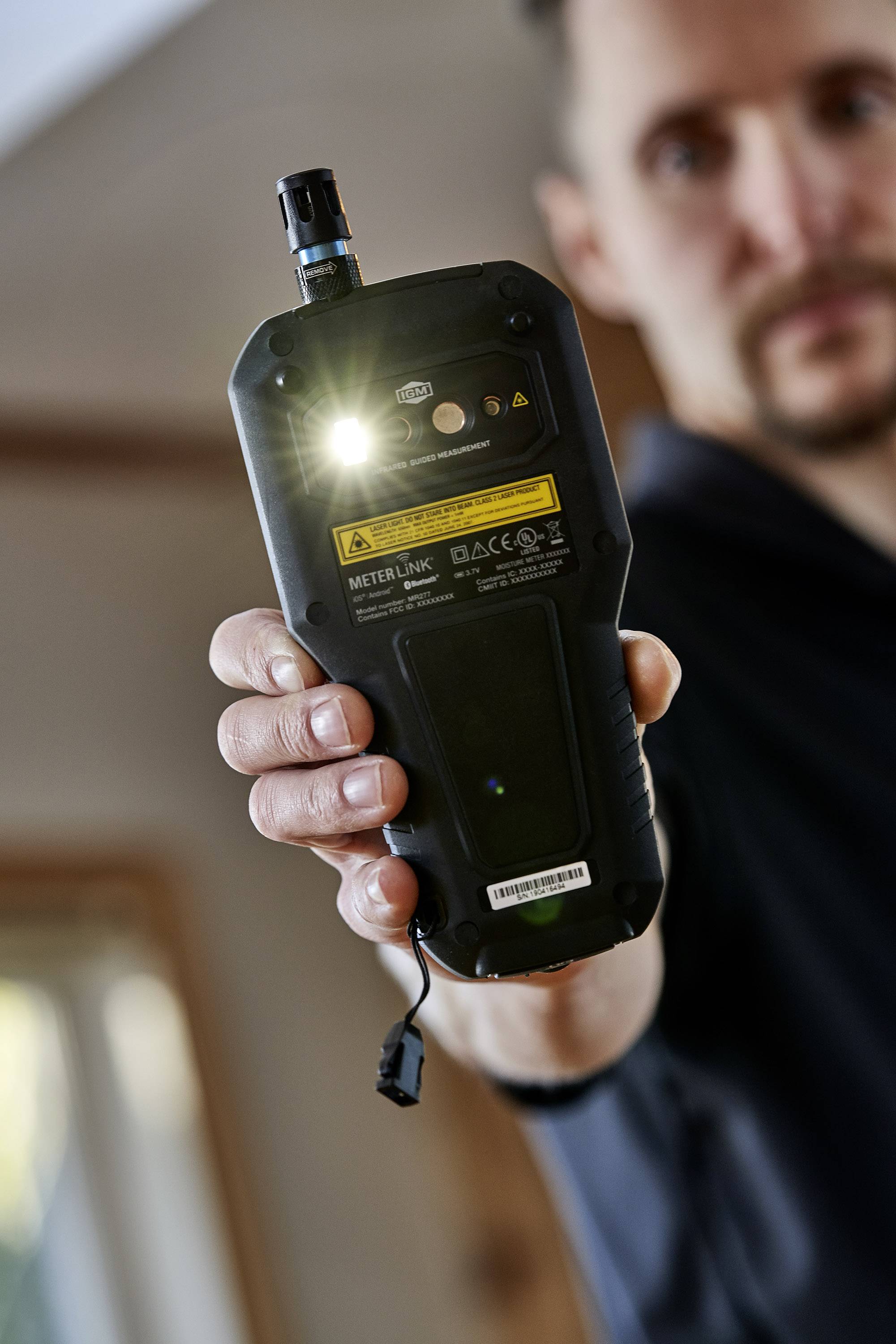 FLIR MR277 Materialfeuchtemessgerät integrierte Wärmebildkamera, Temperaturmessung, Berührungslose IR-Messung