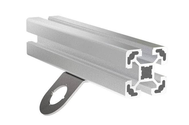 Illustration eines Aluminiumprofils mit Verbindungselement. Zeigt Querschnitt mit Nut zum Einschieben von Bauteilen.