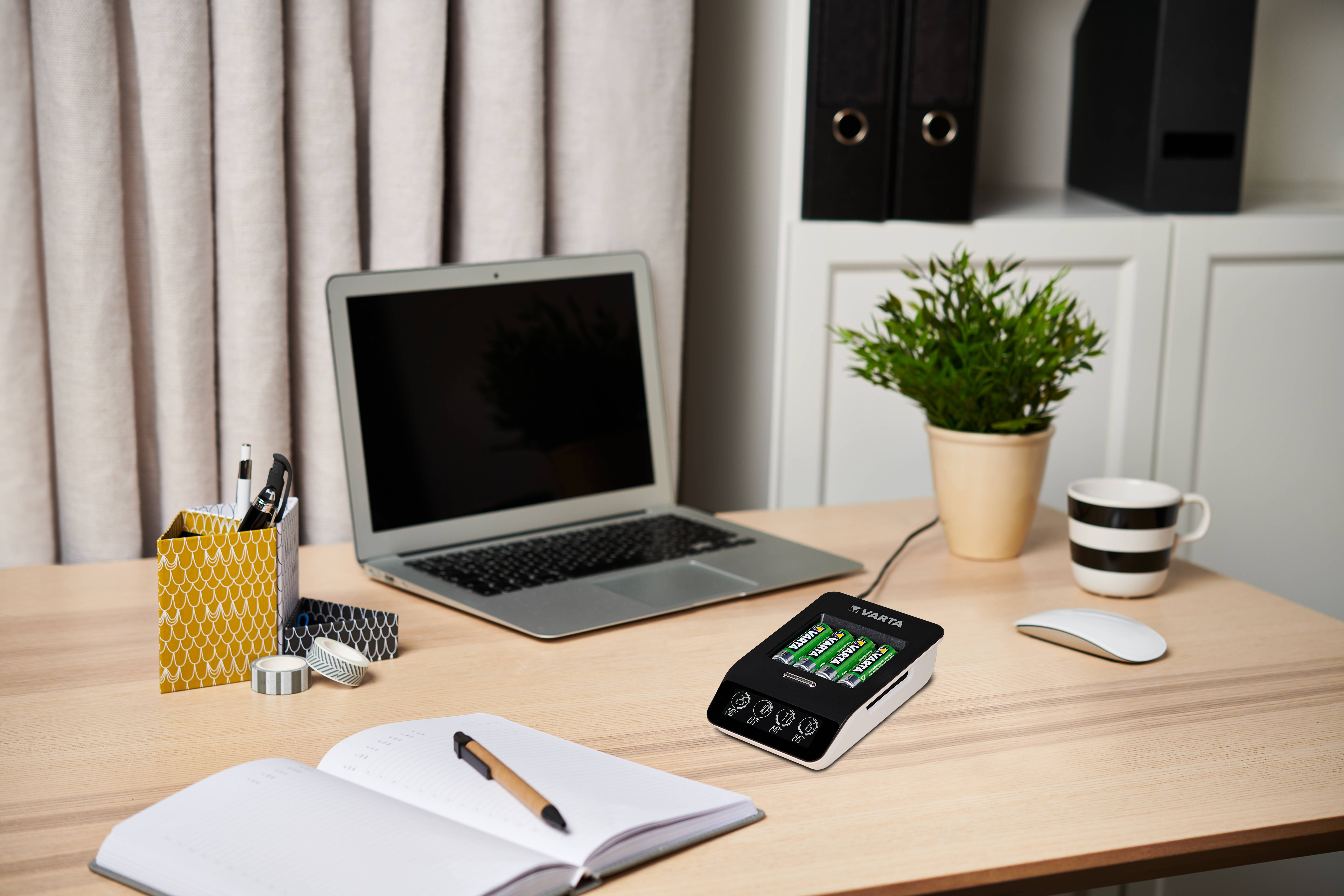 Varta LCD Ultra Fast Ch.+ 4x 56706 Rundzellen-Ladegerät NiMH Micro (AAA), Mignon (AA)