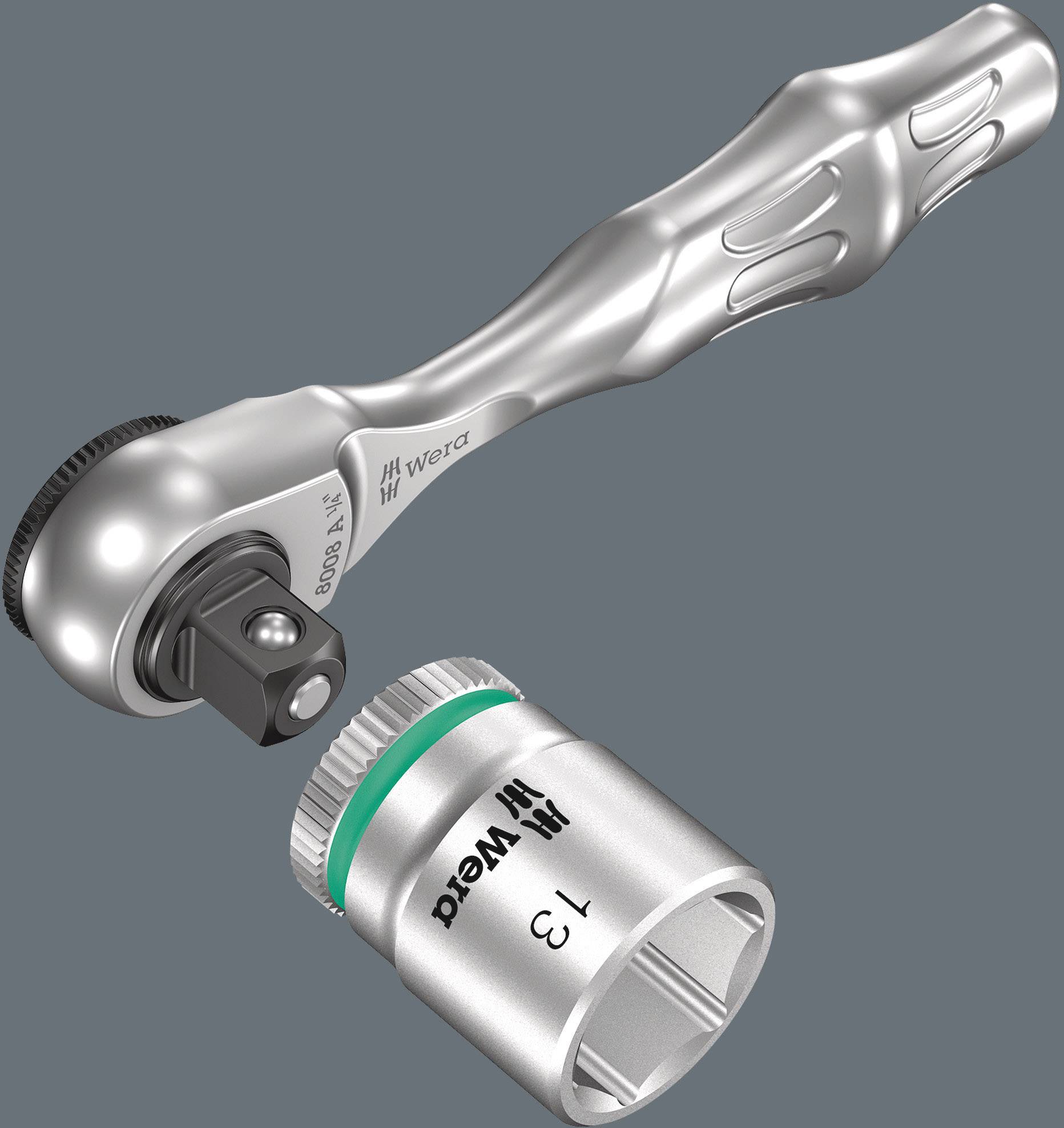 Ratsche mit ergonomischem Griff und Metalloberfläche, daneben eine Stecknuss der Größe 13 mm mit grüner Markierung und Wera-Logo.