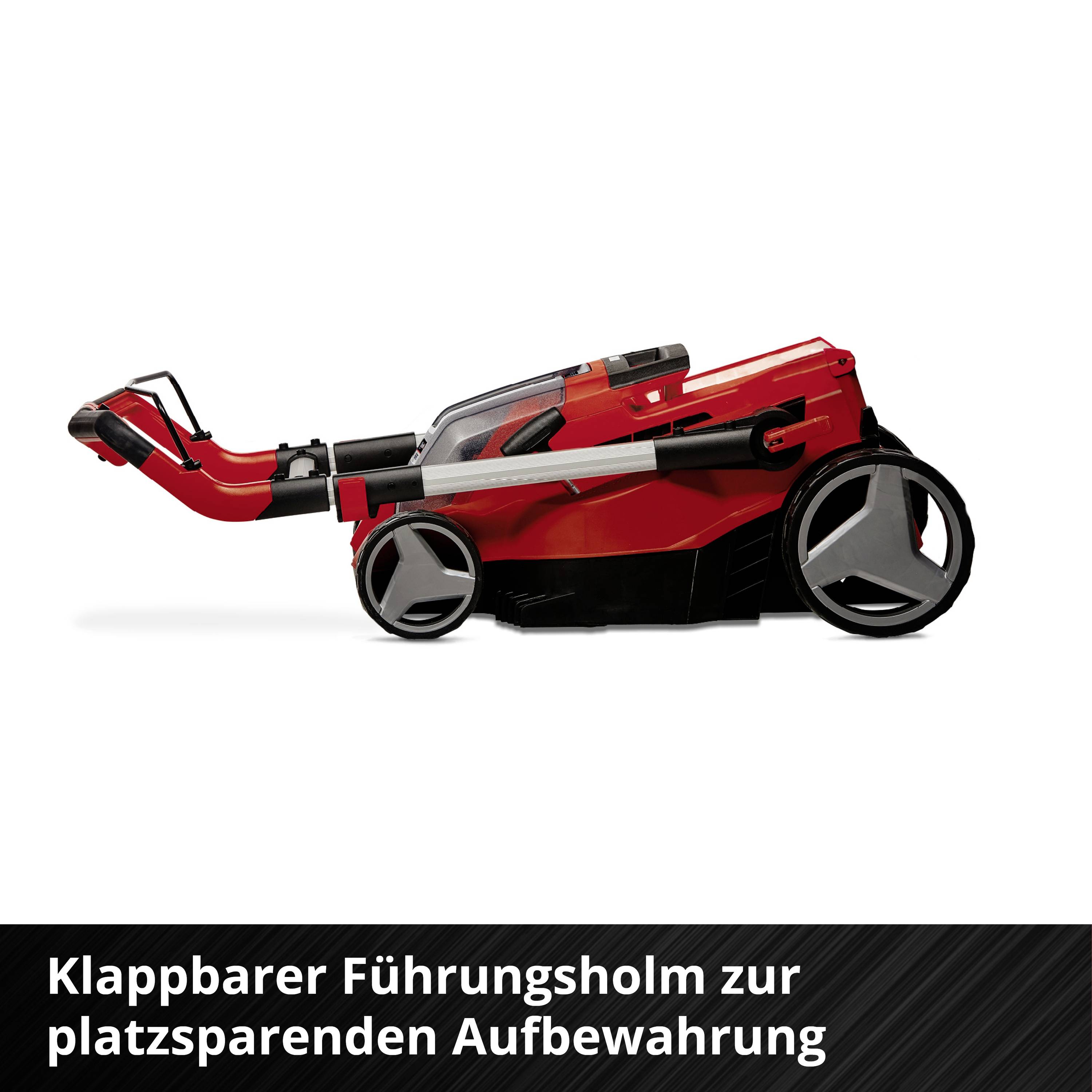 Ein roter Rasenmäher mit großen Rädern und einem klappbaren Führungsholm zur platzsparenden Aufbewahrung wird seitlich gezeigt.