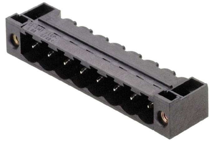 Ein schwarzer, rechteckiger elektrischer Steckverbinder mit mehreren Stiftplätzen, geeignet für Leiterplattenverbindungen.