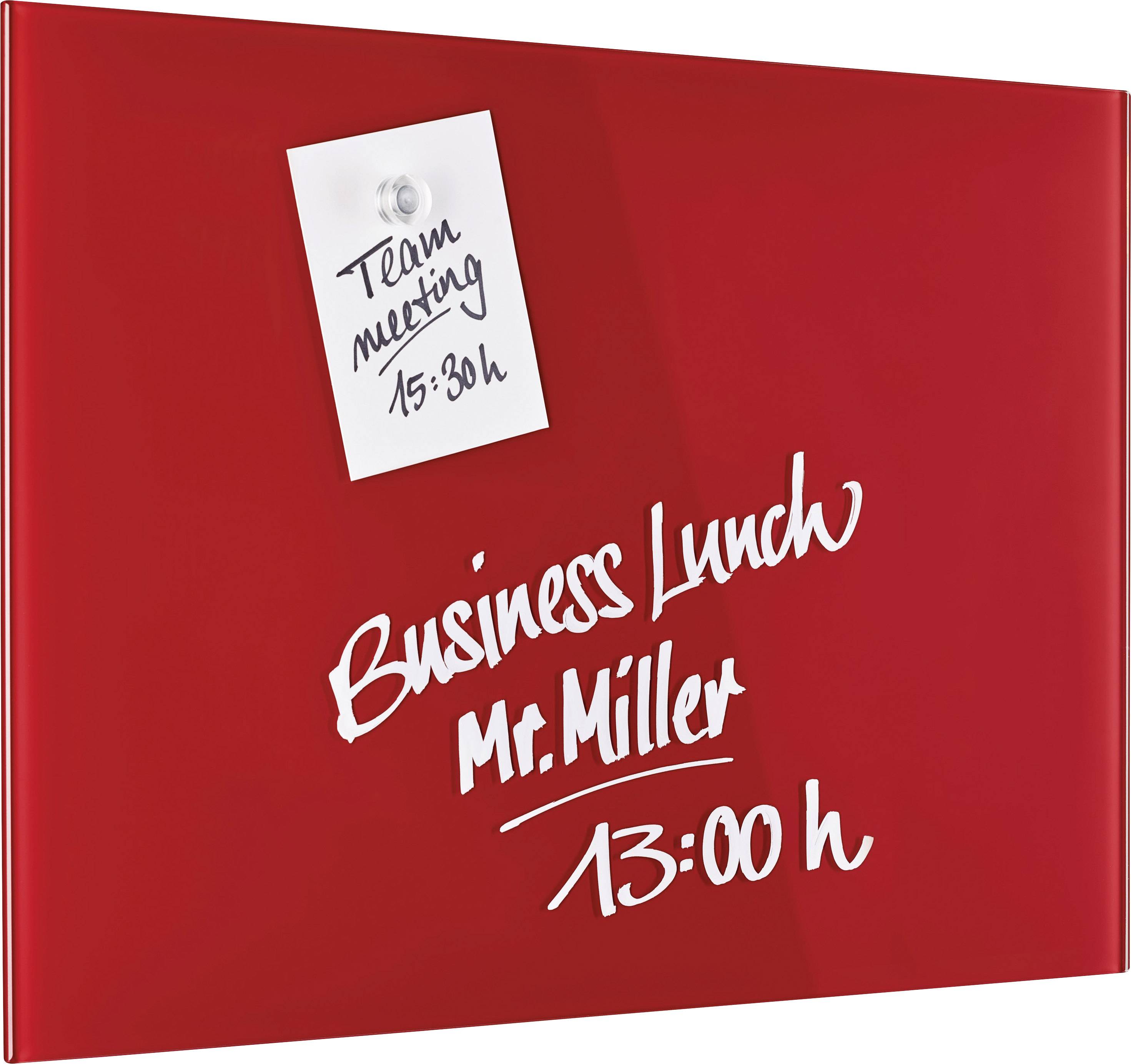 Rote Tafel mit Notizen: 'Team meeting 15:30 h' und 'Business Lunch Mr. Miller 13:00 h'.