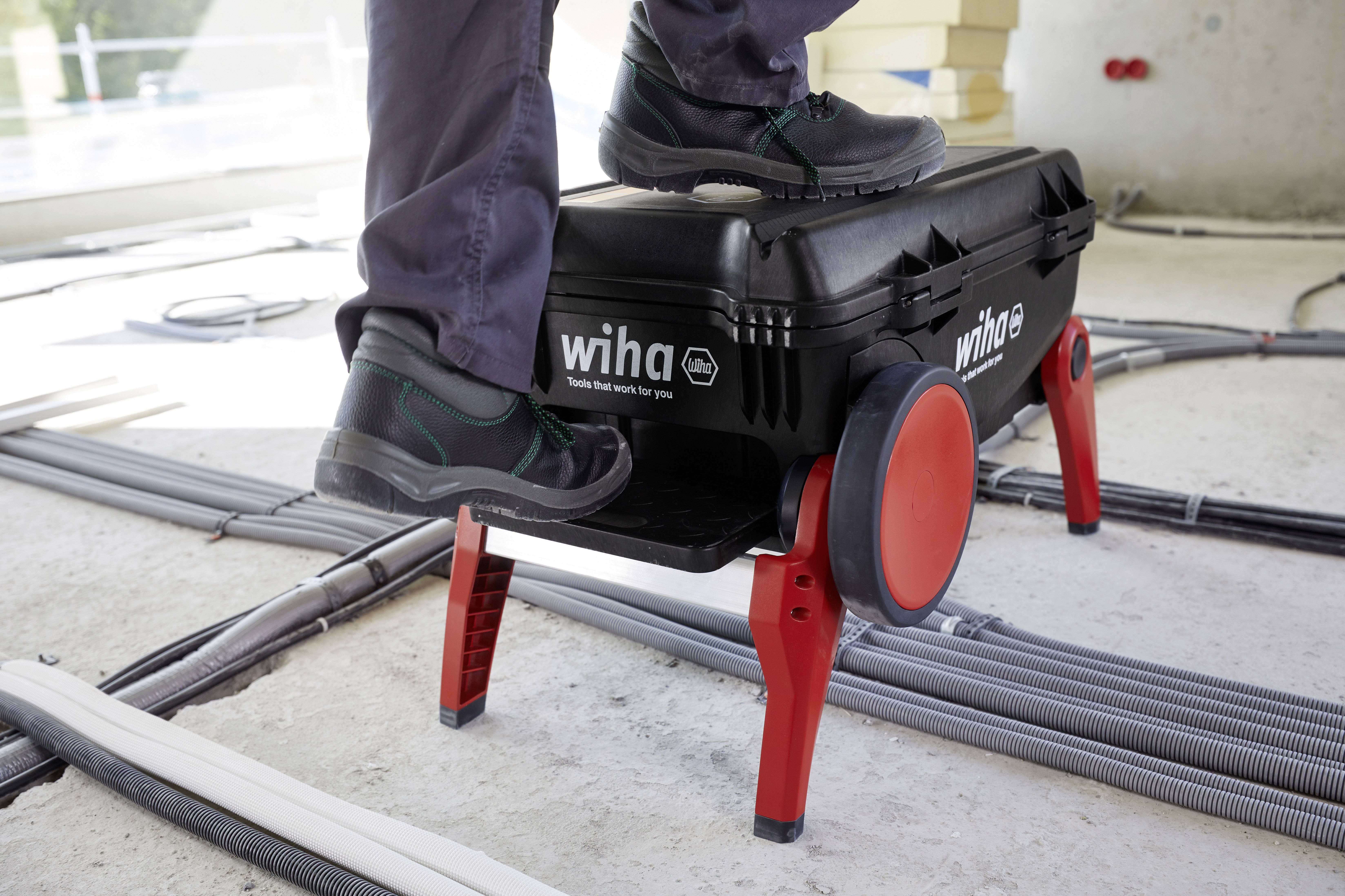 Wiha 44128 Elektriker, Handwerker, Profi, VDE Werkzeugkoffer bestückt 104teilig (L x B x H) 680 x 497 x 336mm