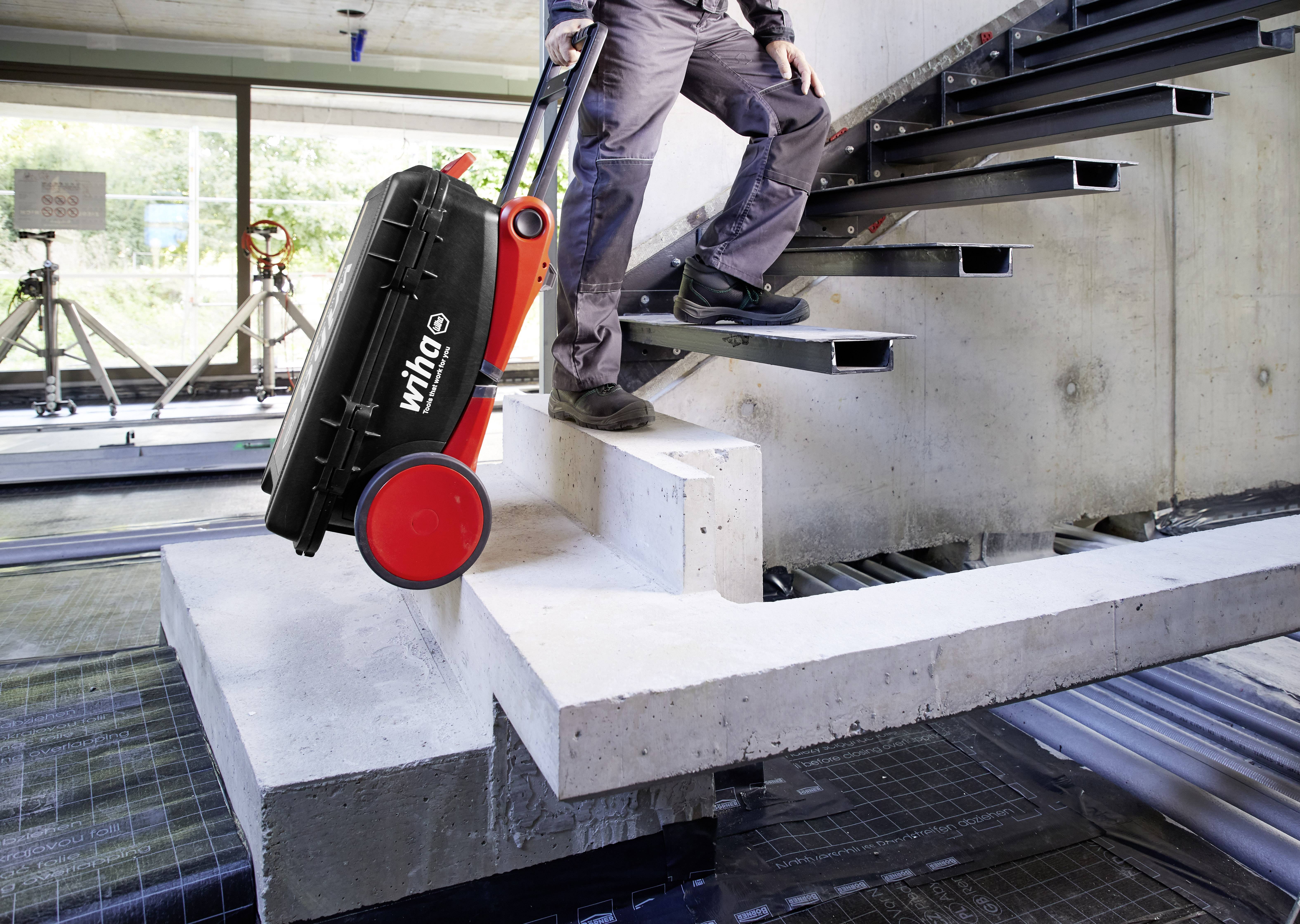 Wiha 44128 Elektriker, Handwerker, Profi, VDE Werkzeugkoffer bestückt 104teilig (L x B x H) 680 x 497 x 336mm