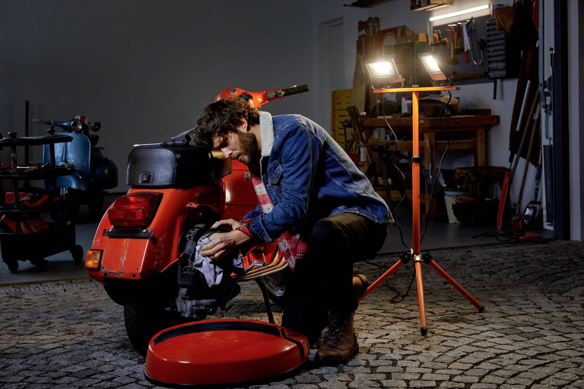 LEDVANCE LED WORKLIGHT 2x20W 840 TRIPOD LED-Baustrahler 40W 3600lm Kaltweiß 4058075213913