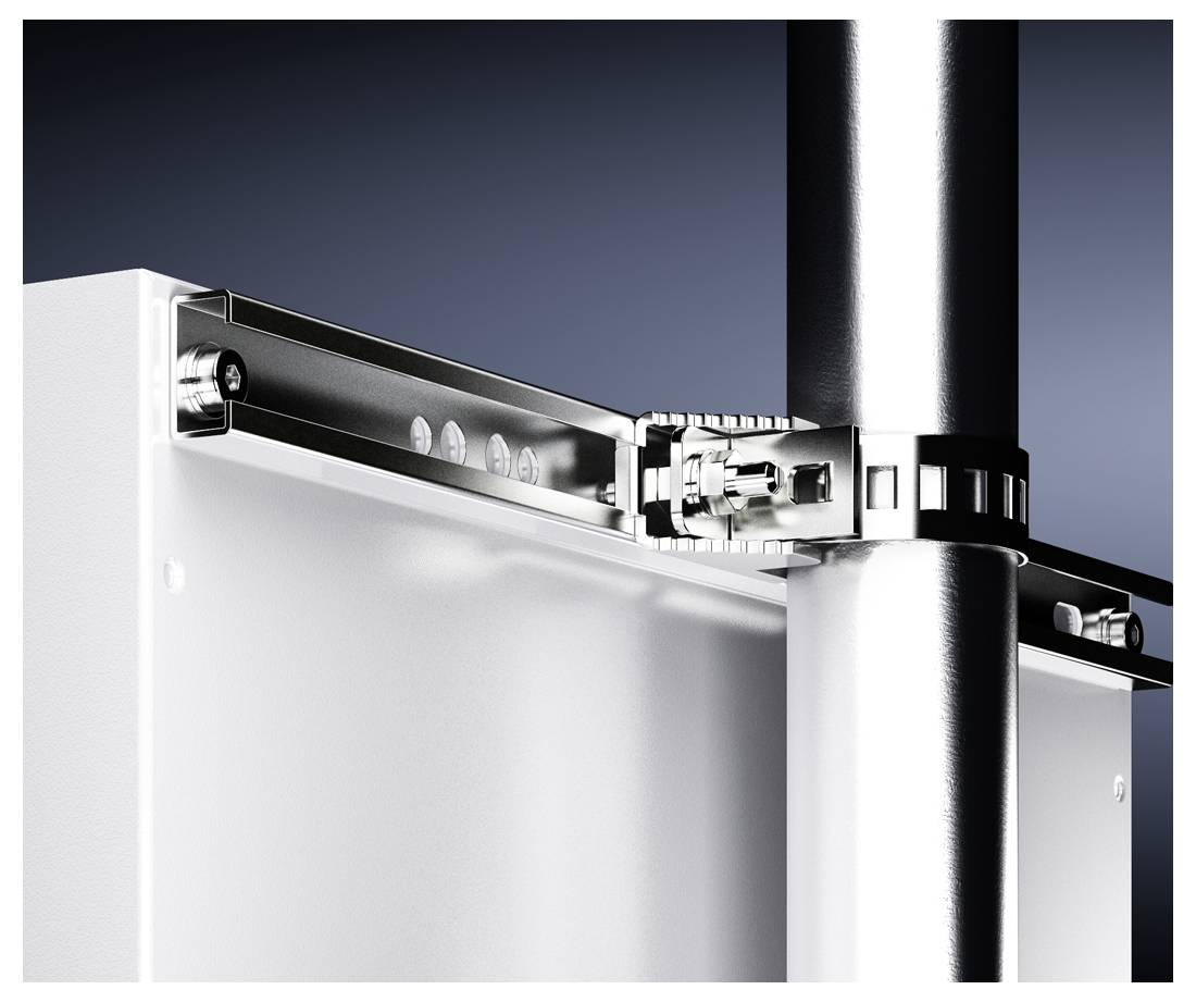 Ein silbernes Scharnier verbindet zwei Metallteile, eine horizontale und eine vertikale Stange, auf einem dunklen Hintergrund.