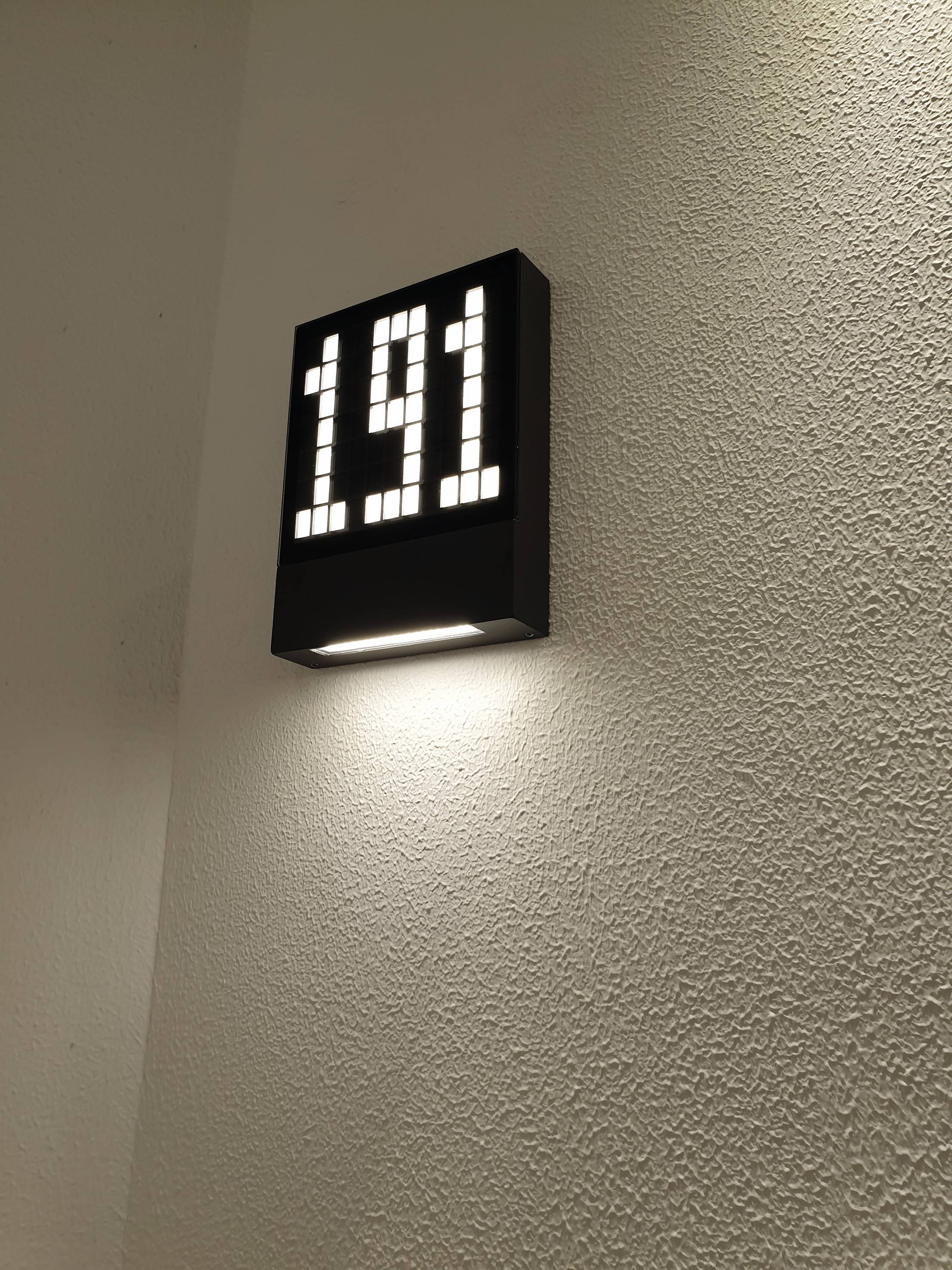 Heitronic PAVIA 500597 LED-Außenwandleuchte 4.5W Schwarz