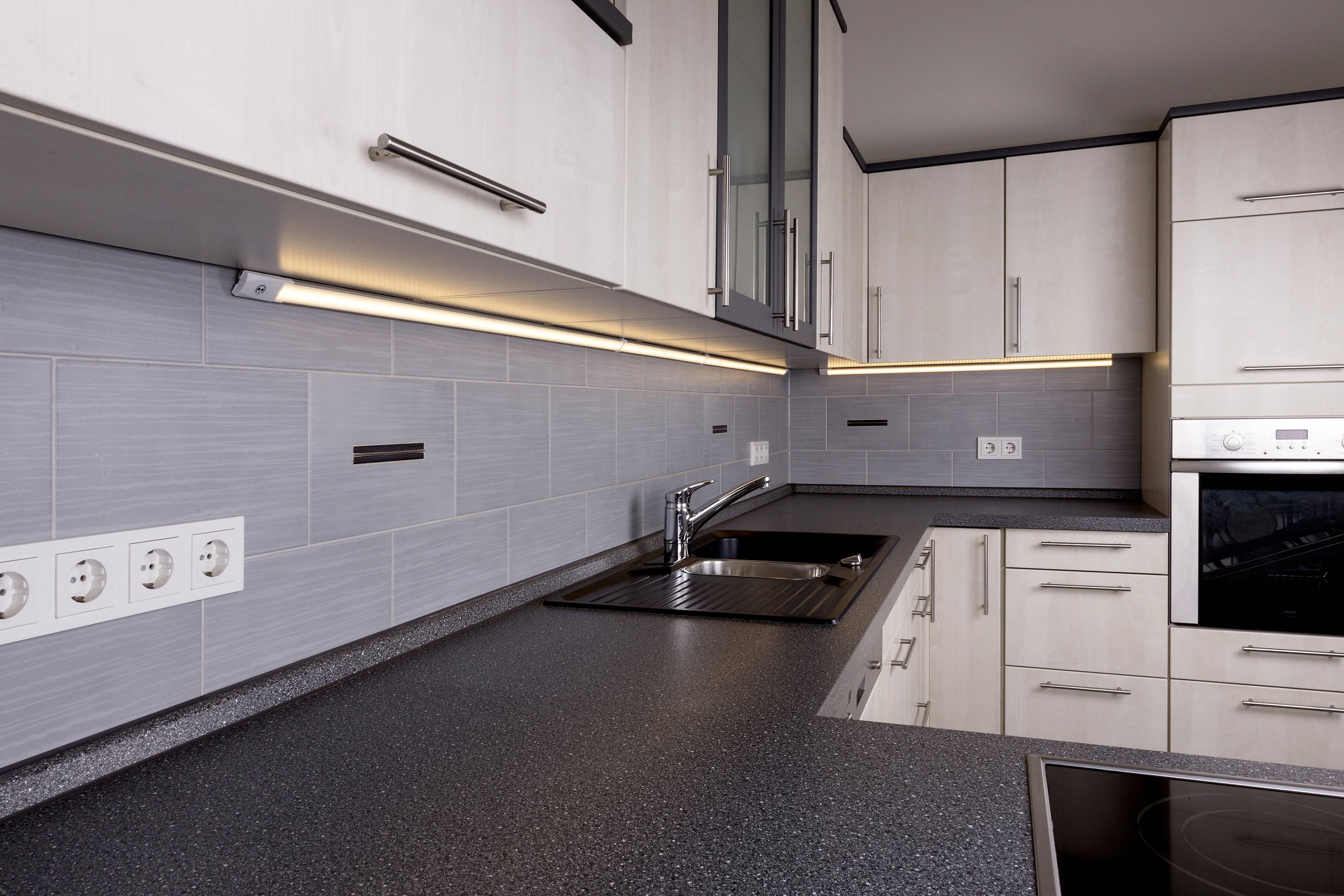 Heitronic MECANO LED-Unterbauleuchte LED LED fest eingebaut 9 W Warmweiß Weiß