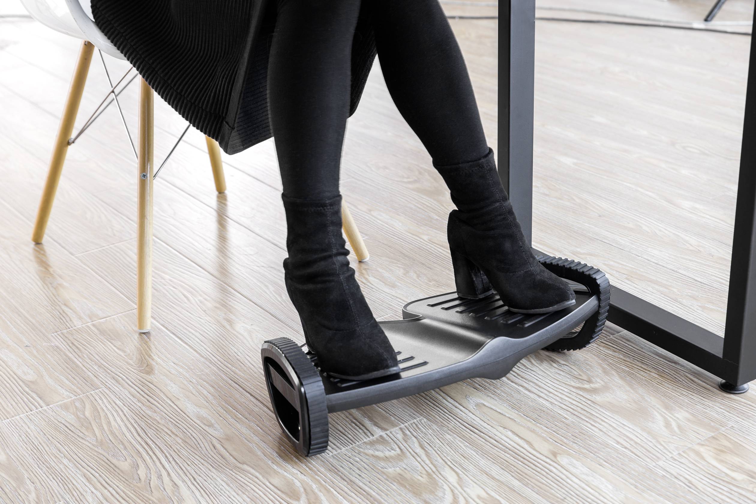 SpeaKa Professional SP-9008924 Fußstütze (B x H x T) 277 x 135 x 502mm Schwarz