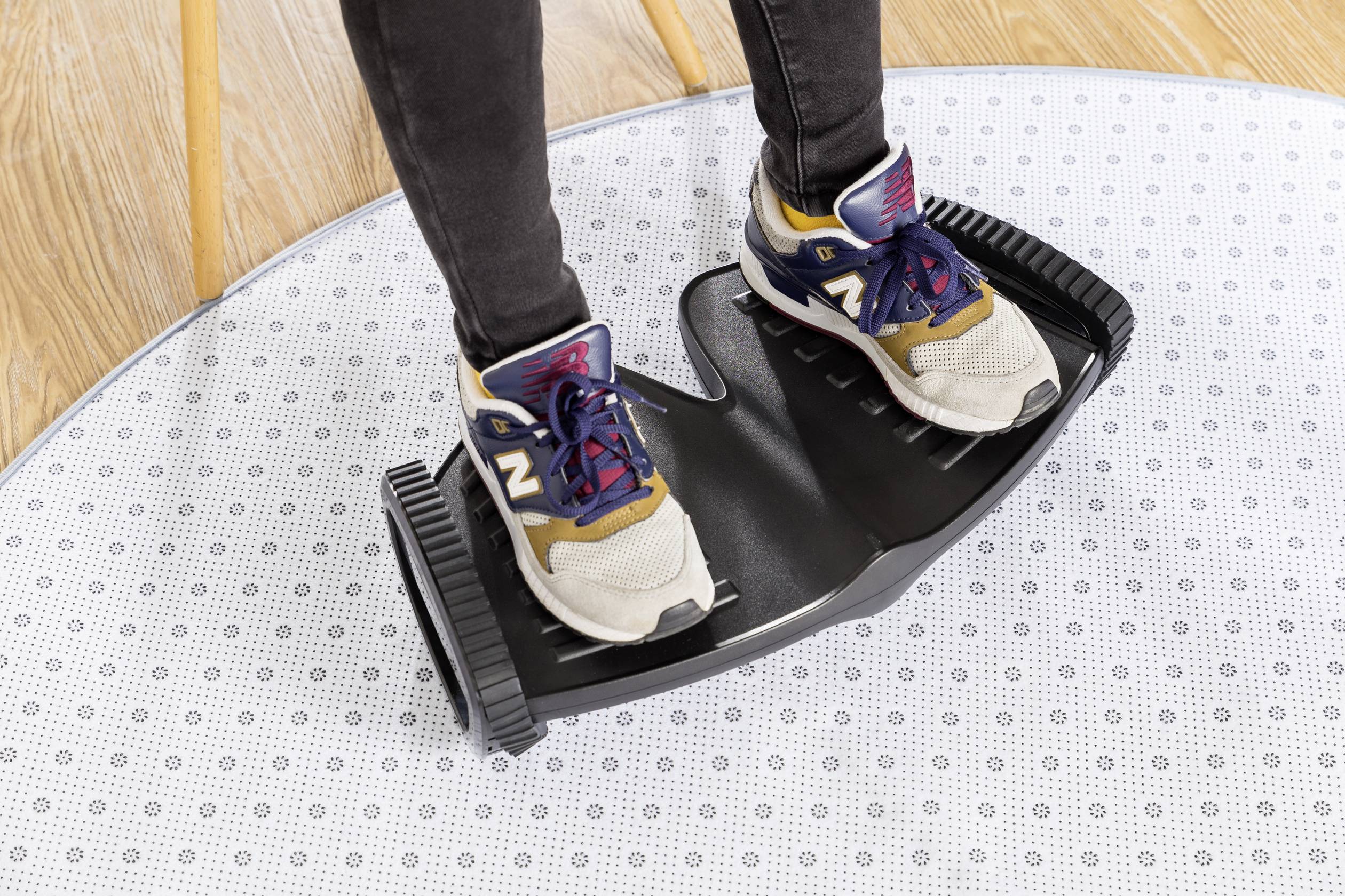 SpeaKa Professional SP-9008924 Fußstütze (B x H x T) 277 x 135 x 502 mm Schwarz