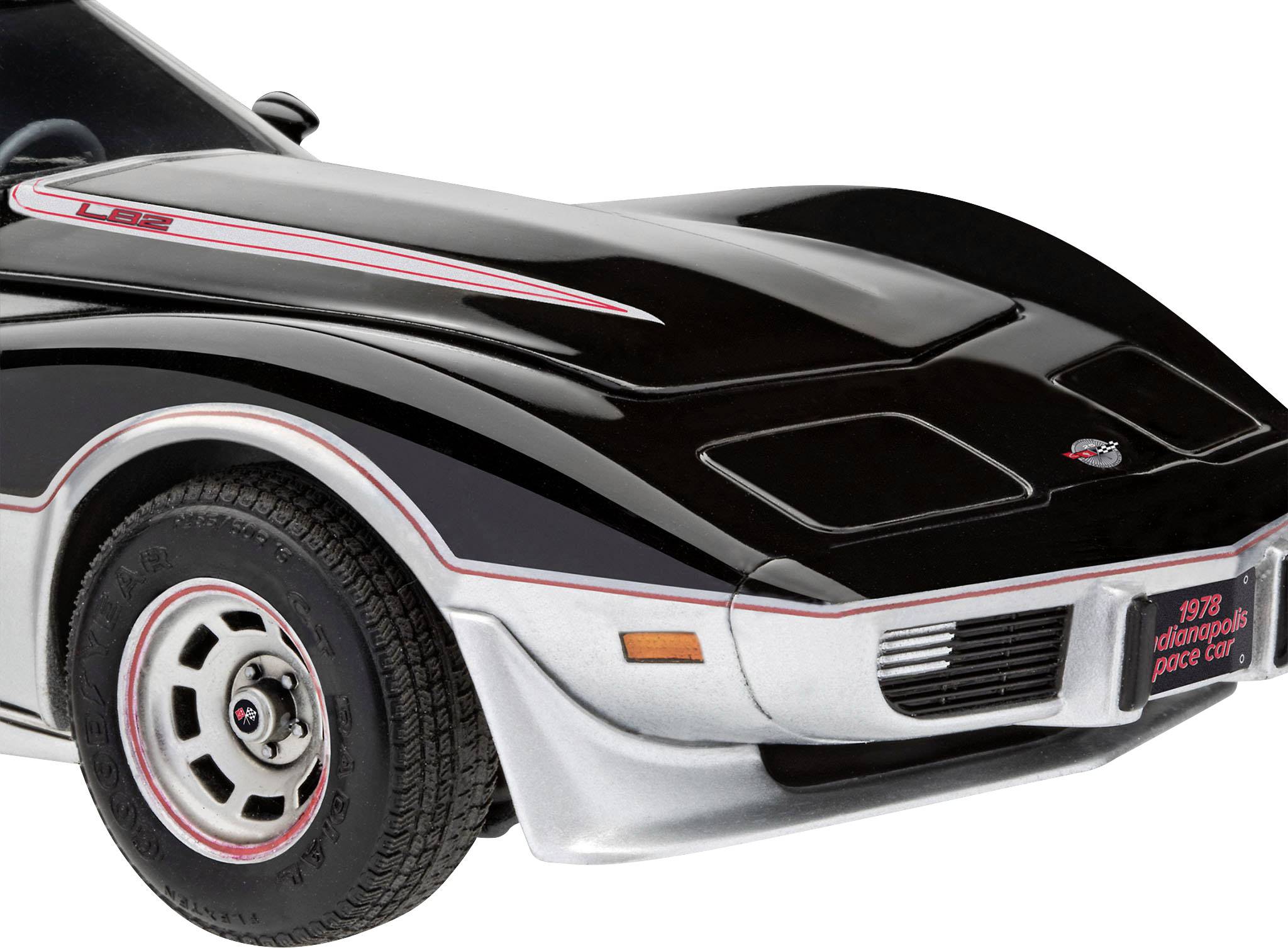 Revell 07646 '78 Corvette Indy Pace Car Automodell Bausatz 1:24