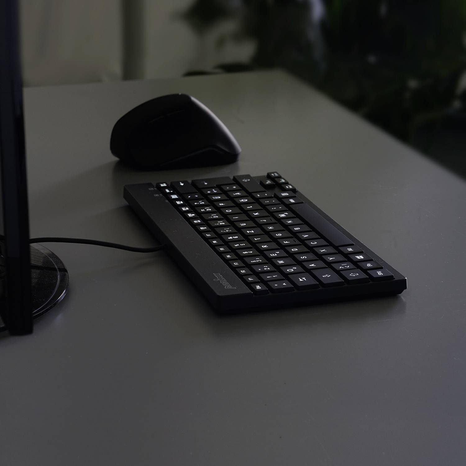 Perixx PERIBOARD-326 DE Kabelgebunden Tastatur Deutsch, QWERTZ Schwarz Beleuchtet