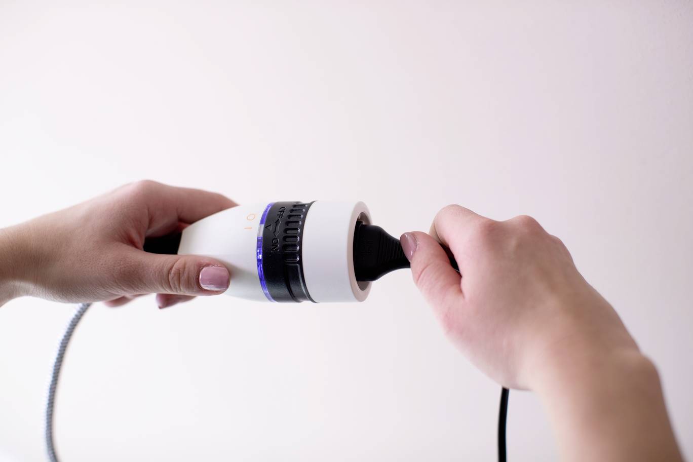 Brennenstuhl 1161830 Strom Verlängerungskabel Schwarz, Weiß 3.00m H05VV-F 3G 1,5mm² Stoff-Ummantelung, inkl. Ein/Aus-Schalter