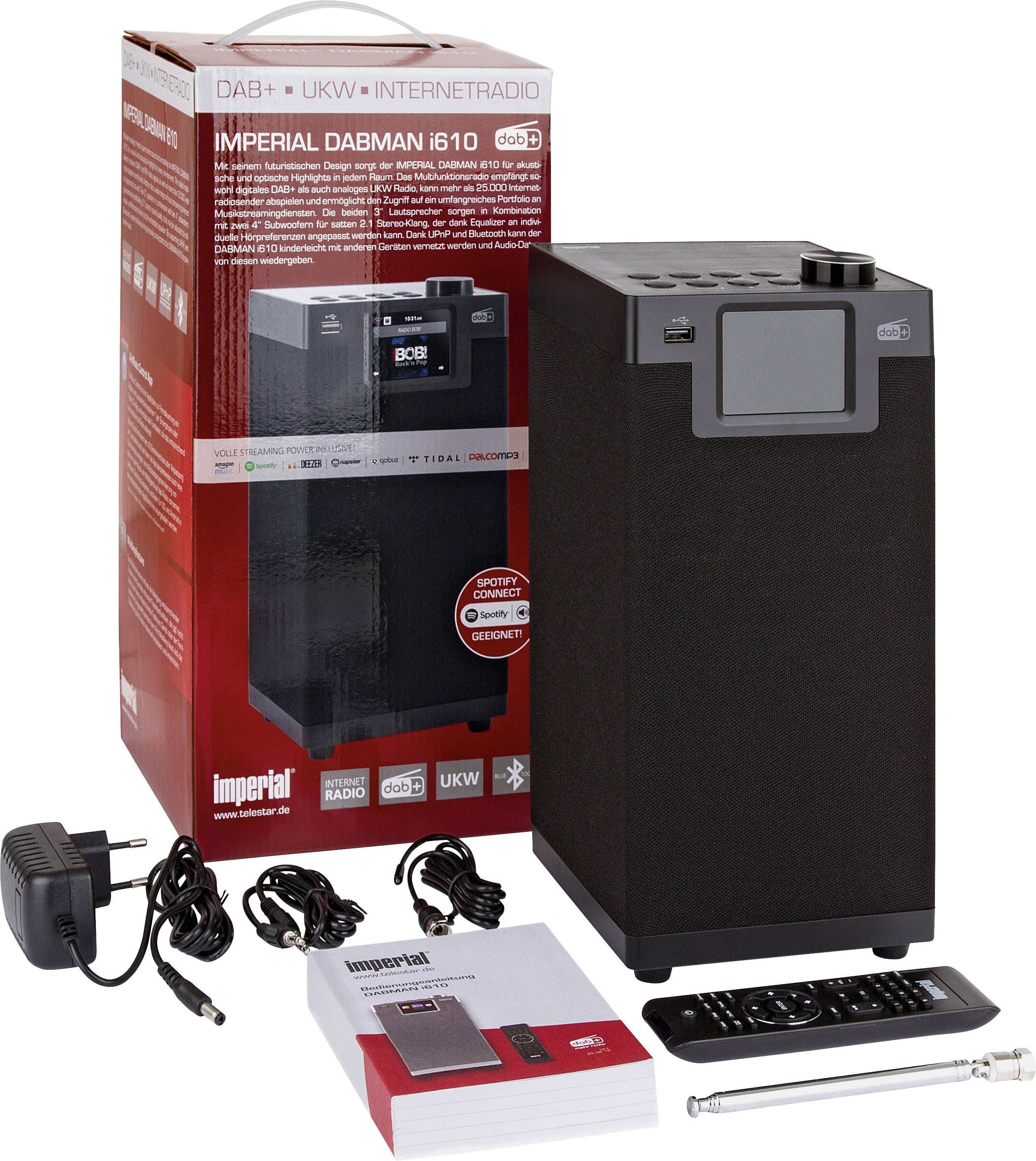 Eine Verpackung mit einem DAB+ und UKW-Internetradio, Modell Imperial Dabman i610. Zeigt das Radio, Zubehör und Handbücher.
