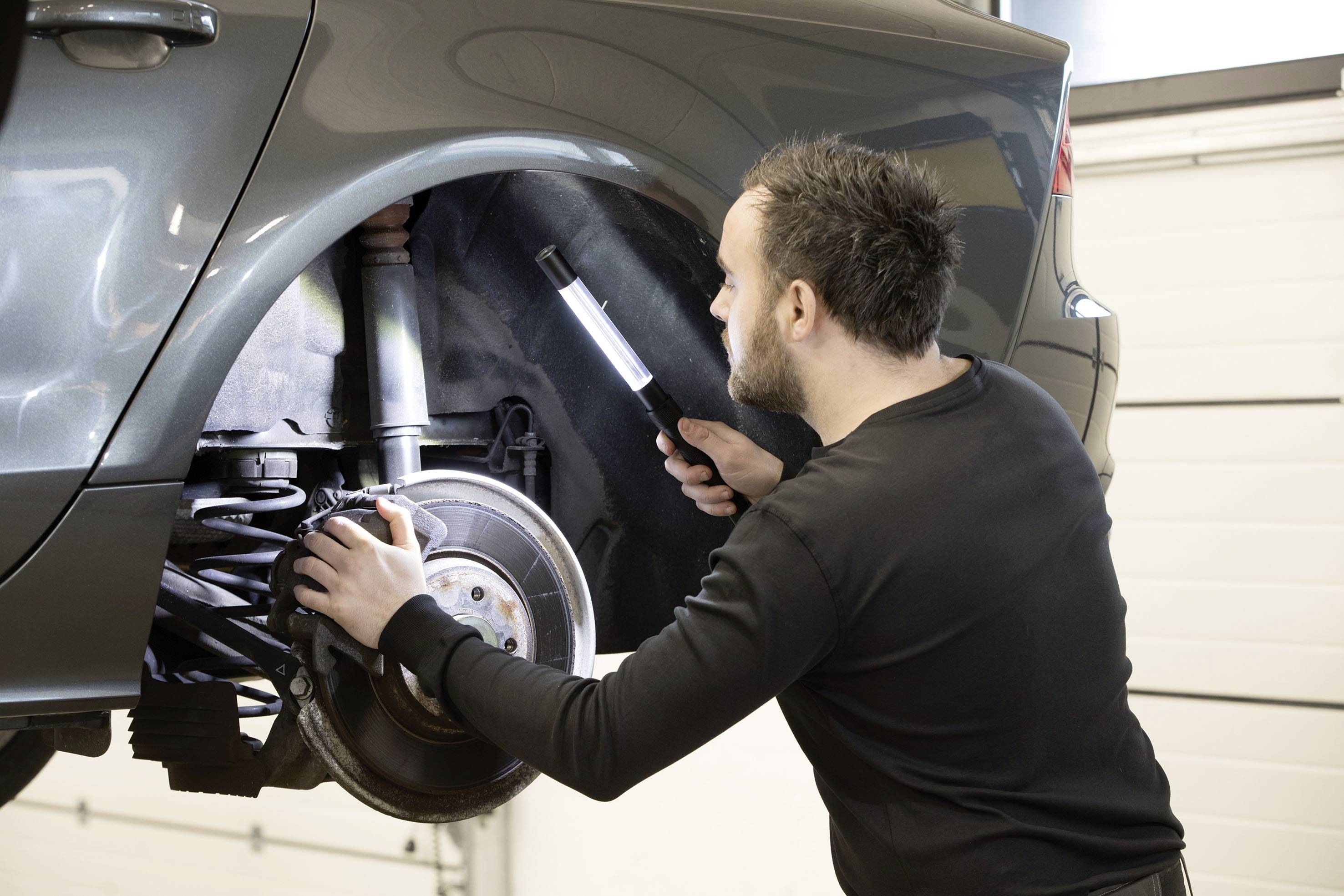 Scangrip 03.5244 Line-Light R LED Arbeitsleuchte akkubetrieben 400 lm