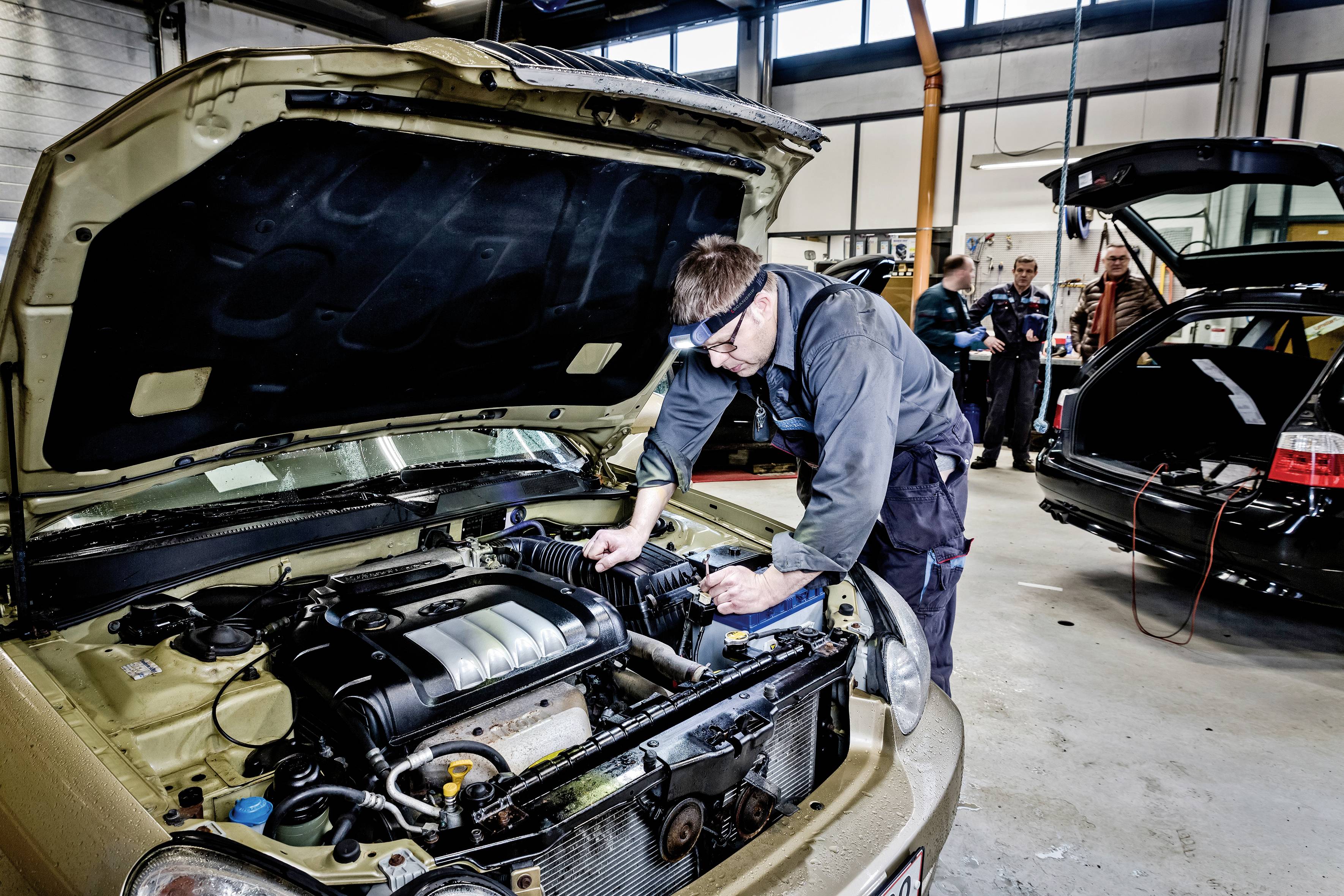 Scangrip I-View LED Stirnlampe akkubetrieben 250 lm 03.5026