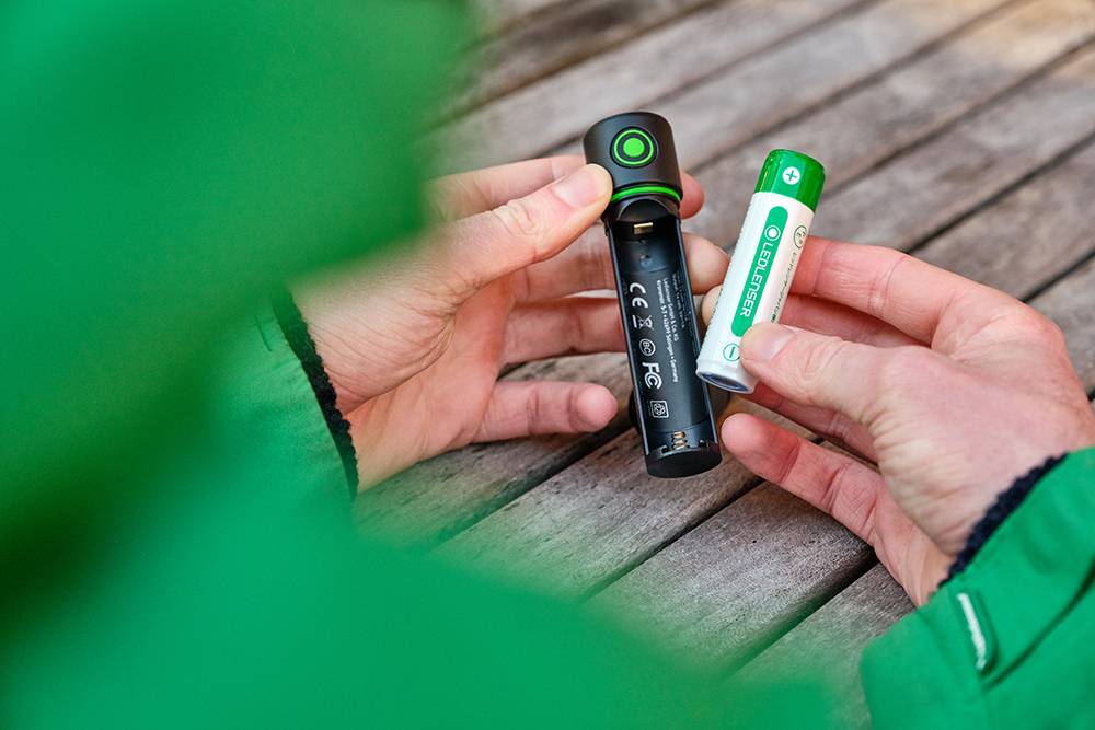 Ledlenser Flex3 Powerbank 3400 mAh Li-Ion Schwarz, Grün Statusanzeige, Outdoor