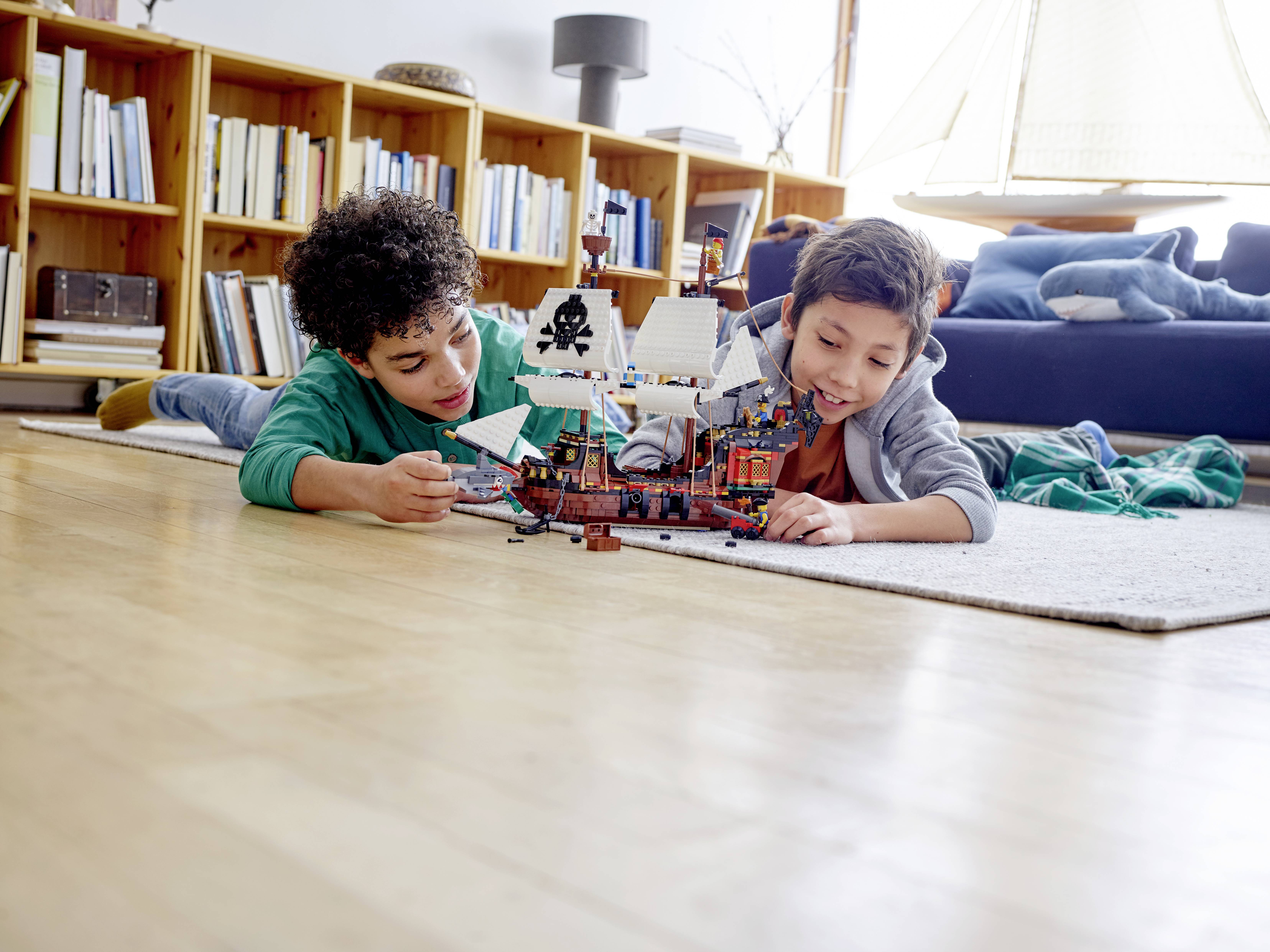 31109 LEGO® CREATOR Piratenschiff