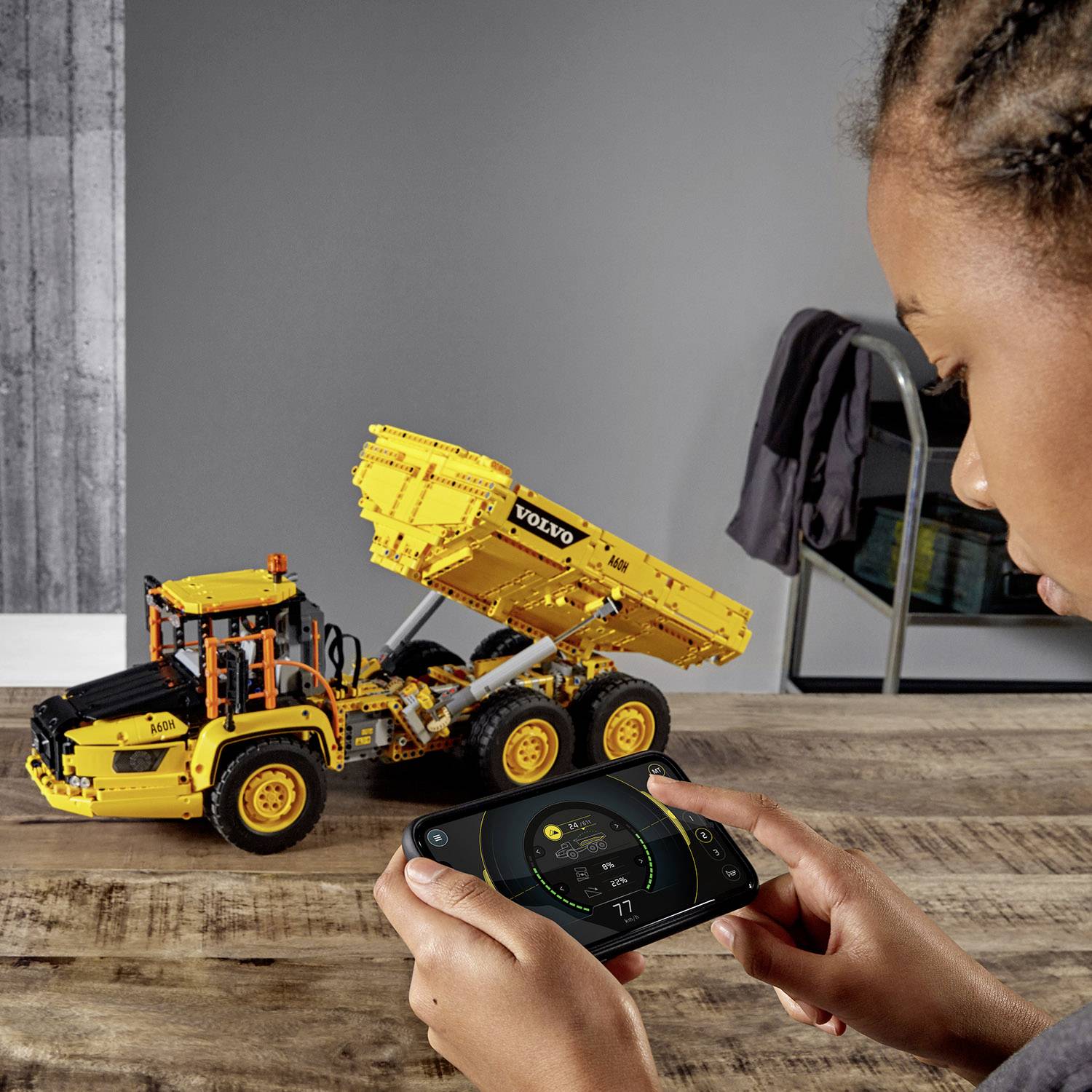 42114 LEGO® TECHNIC Knickgelenkter Volvo-Dumper (6x6)