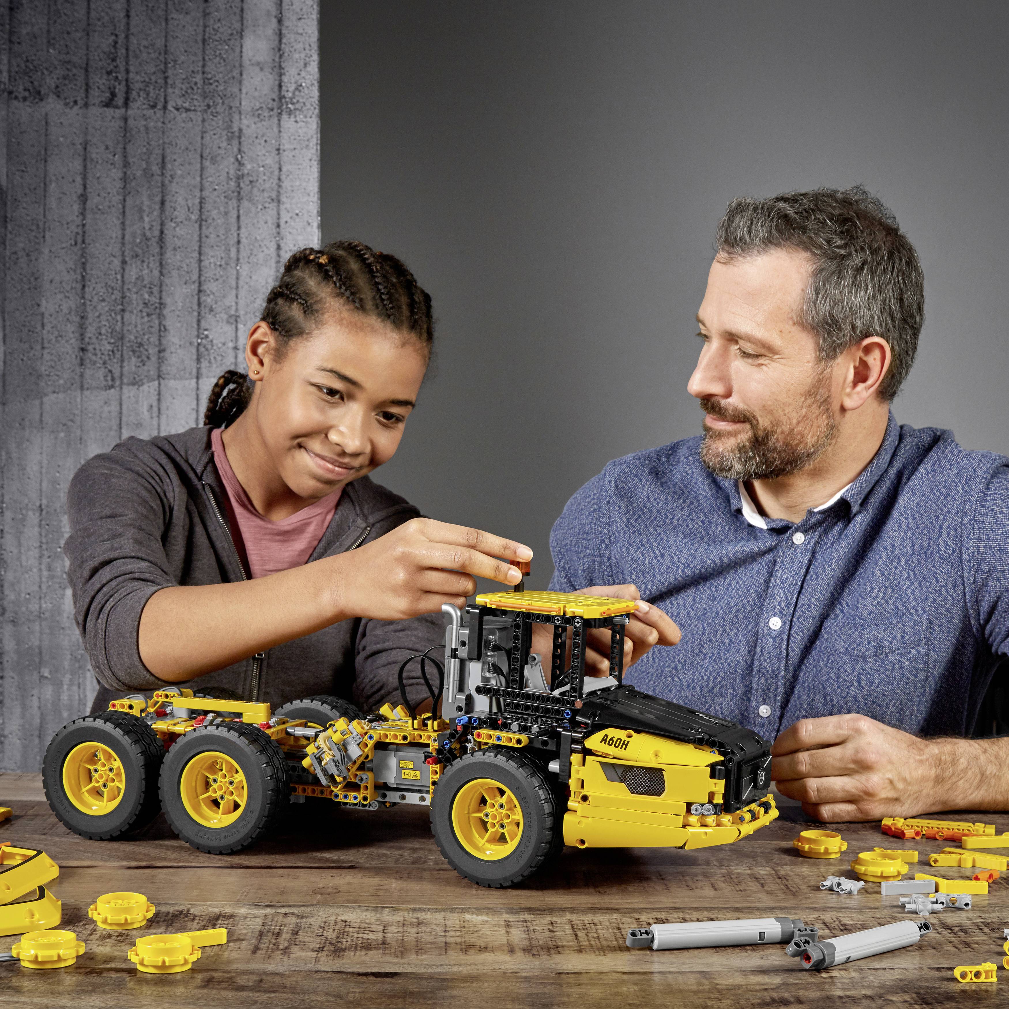42114 LEGO® TECHNIC Knickgelenkter Volvo-Dumper (6x6)