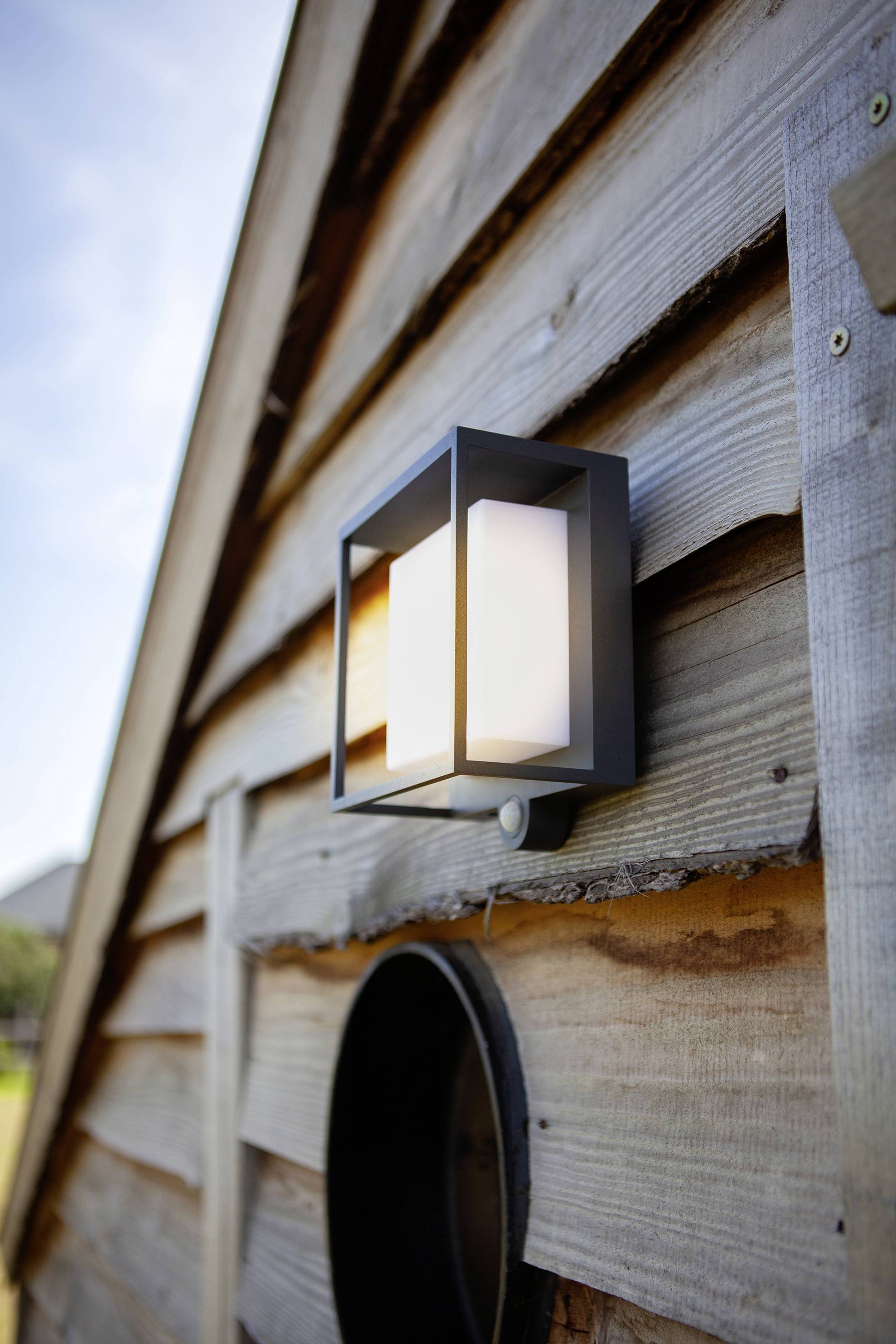 Lutec Curtis 6934601118 Solar-Außenwandleuchte mit Bewegungsmelder LED LED fest eingebaut 3W Anthrazit