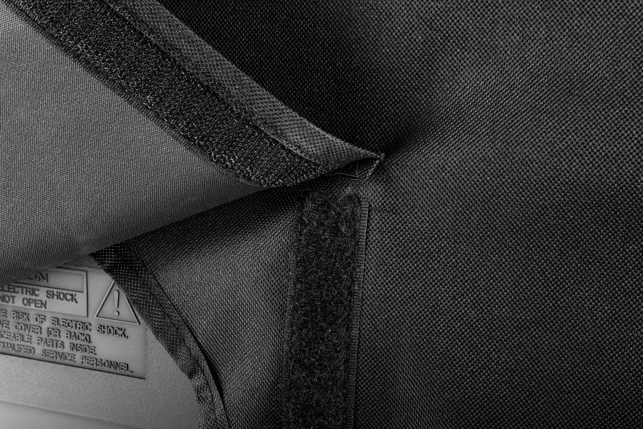 SpeaKa Professional SP-TVC-130 TV-Schutzhülle Geeignet für 76,2cm (30") - 81,28cm (32") Geräte