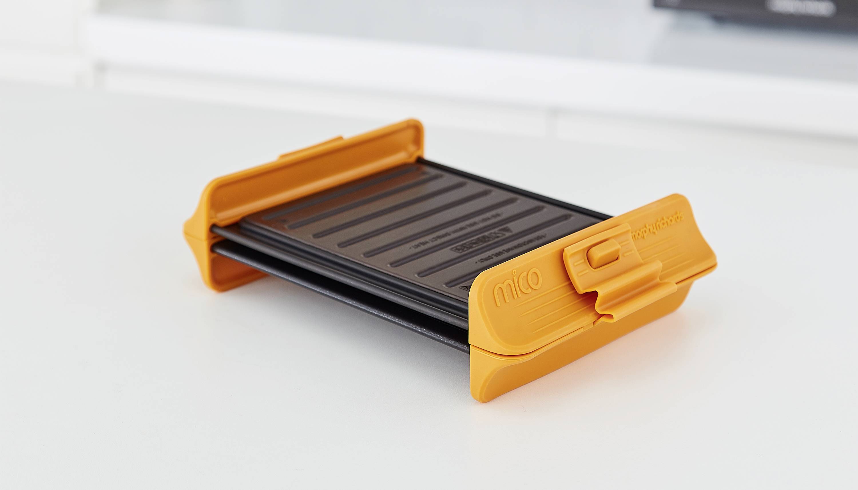 Morphy Richards 511646 Mico Grill Mikrowellengeschirr Orange, Schwarz