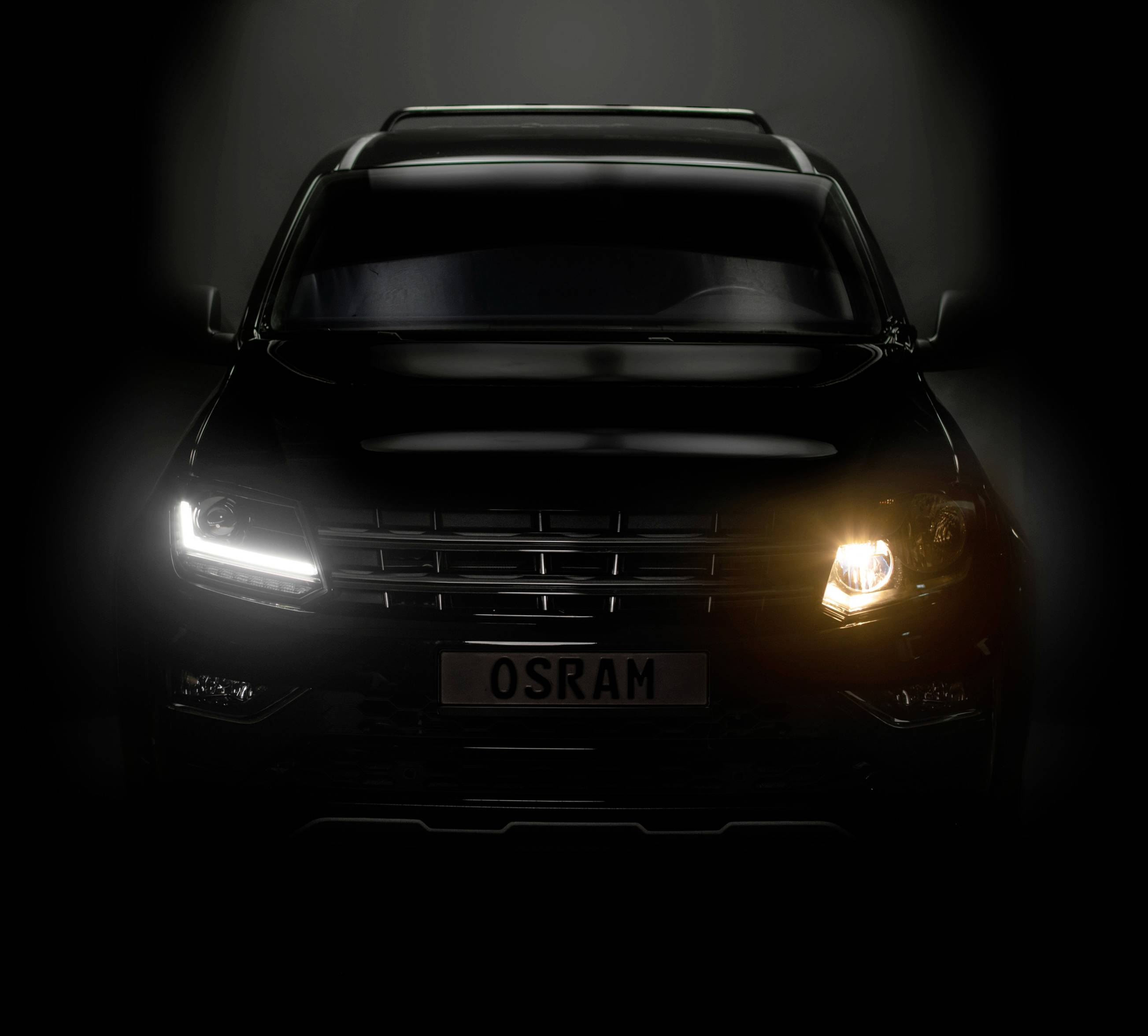 Osram Automotive Komplett-Scheinwerfer LEDHL107-BK LEDriving LED vorne (L x B x H) 260 x 372 x 343mm