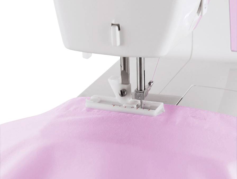 Singer Freiarmnähmaschine Simple 3223 Weiß, Pink