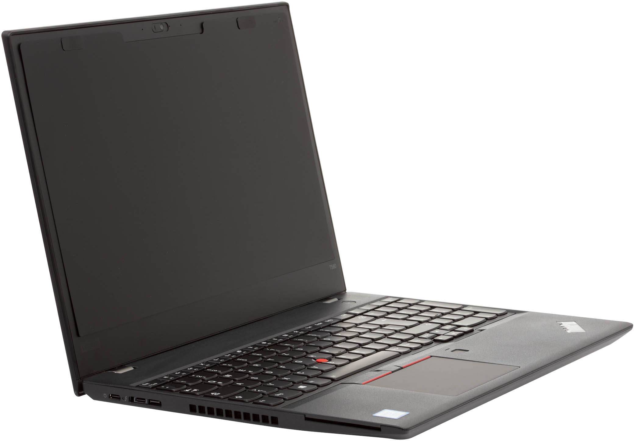 Ein aufgeklappter Laptop mit schwarzem Gehäuse, mattem Bildschirm und rotem TrackPoint auf der Tastatur.