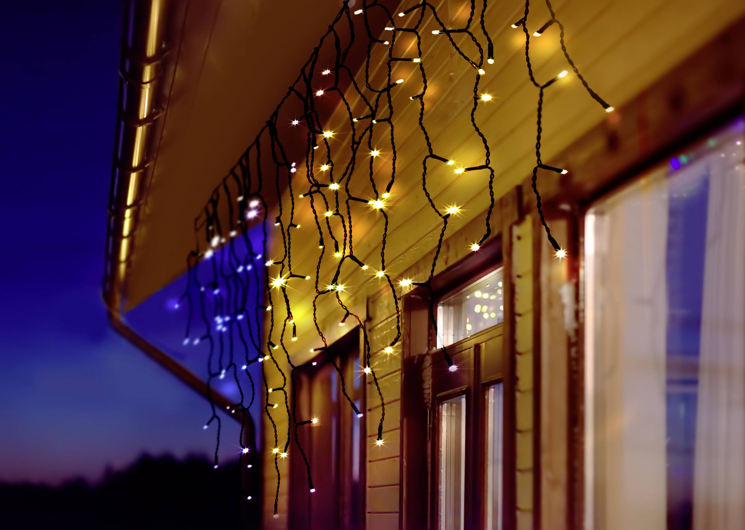 Sygonix Weihnachtsbaum-Beleuchtung Innen/Außen 230 V/50Hz 180 SMD LED Warmweiß, Kaltweiß Leuchtmodus einstellbar, mit