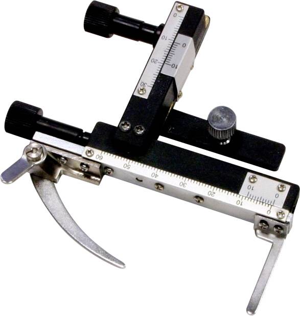 Ein chirurgisches Werkzeug mit verstellbaren Skalen und Drehreglern, verwendet zum präzisen Messen oder Halten in medizinischen Verfahren.