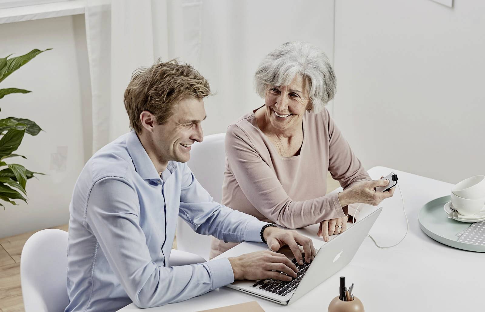 Dosch & Amand DA1432P (PRO) Hausnotruf Grün