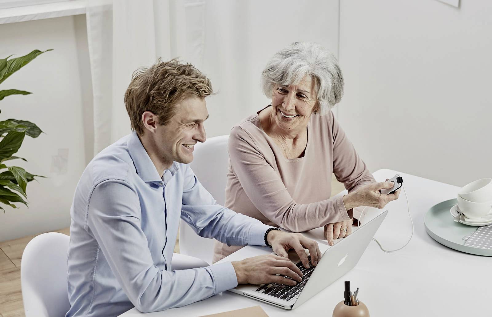 Dosch & Amand DA1432P (PRO) Hausnotruf Grün